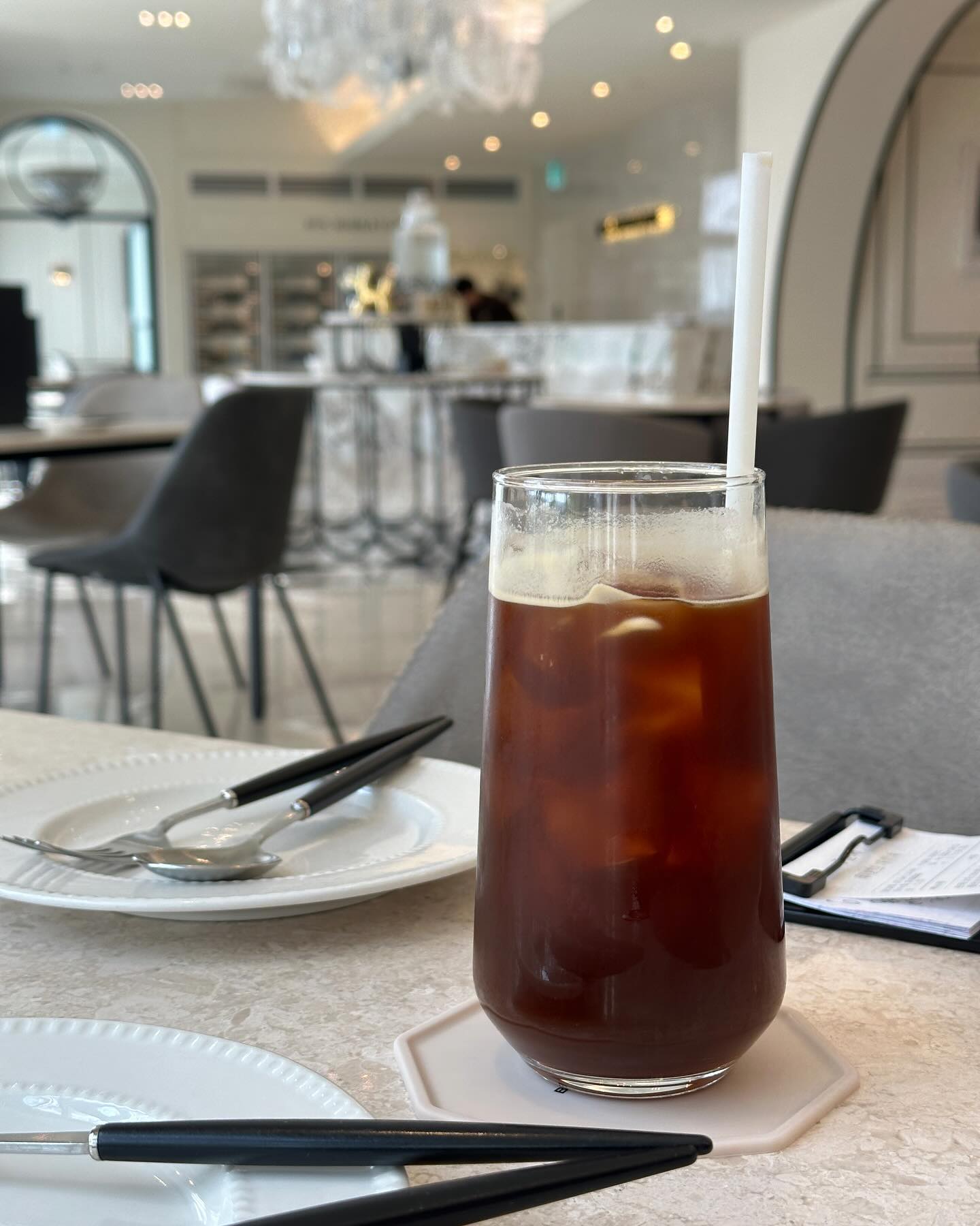 즐거웠던 커피타임☕️
요즘 맑은 날씨가 계속되니까
행복이란게 이런거구나 싶다.
인생 별거 없지 뭐 히히😜

#밍주부일상