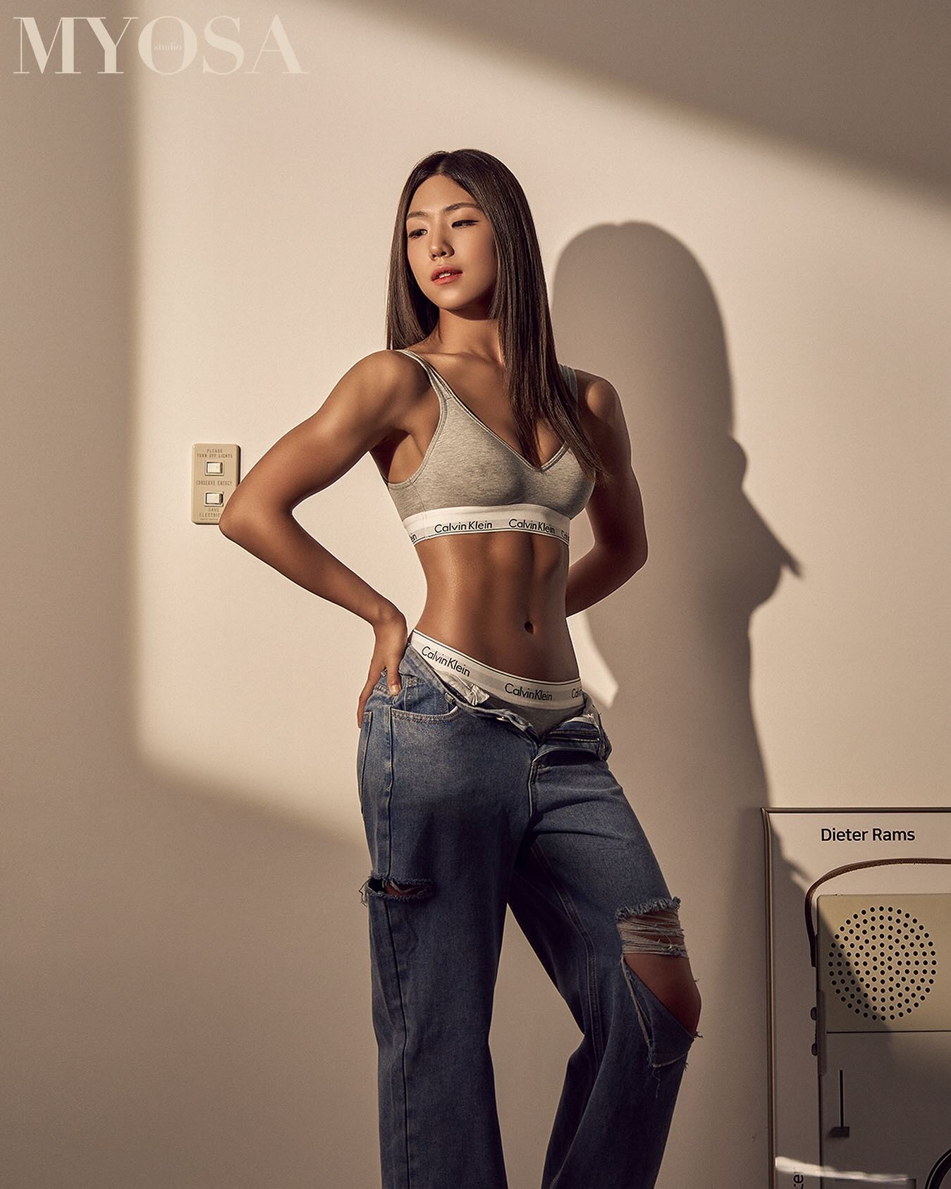 조금 더 따스한 분위기의 두 번째 컨셉🤎