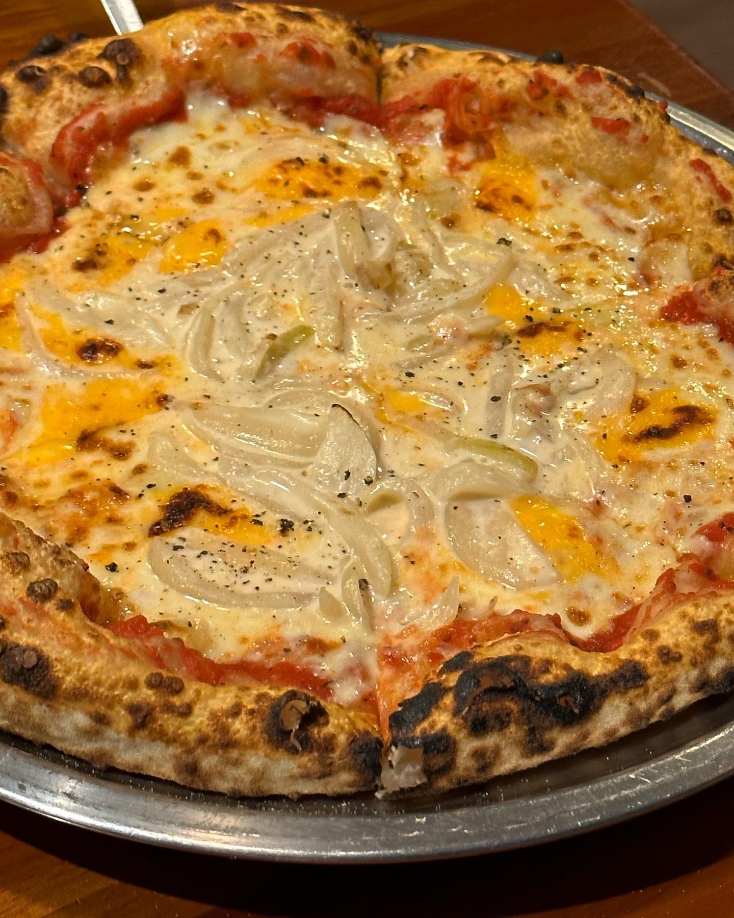 피자는 역시 화덕피자라며
그중 진리는 치즈 듬뿍 아니겠냐구🧀💛

  요리하는남자
📍서울 송파구 백제고분로7길 27 반석빌딩 지하1층

#잠실새내맛집#잠실새내#송파맛집#피자맛집#화덕피자#화덕피자맛집
#🍕#pizza#먹스타스램#인스타일기#사진기록#카페일상#인친소통#좋반테러#선팔로우#互赞#좋