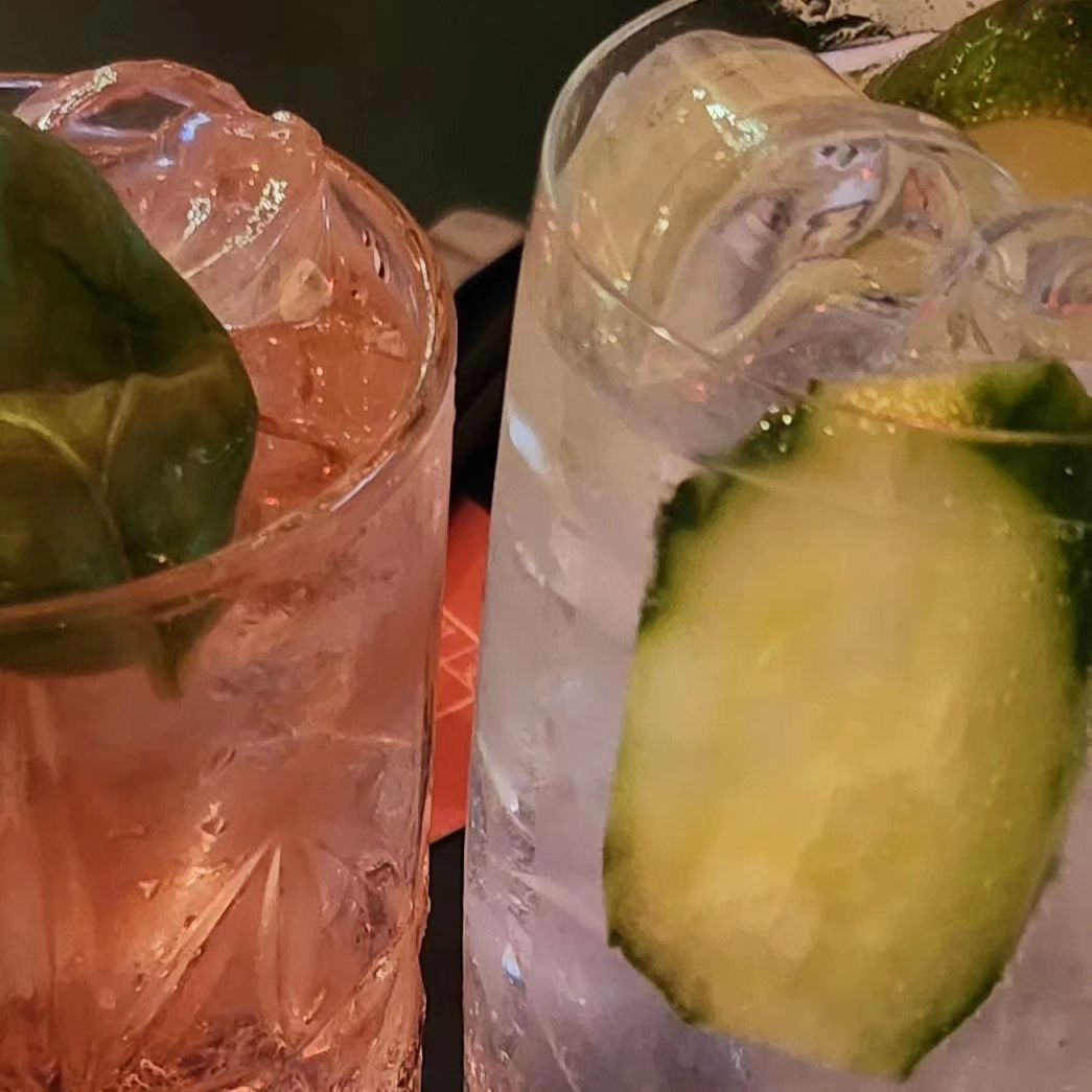 이틀동안 부산갔다가 이틀동안 감기(?)로 죽다 살아난 1인..
12월 모두들 아프지 망고🥭🥭🥭