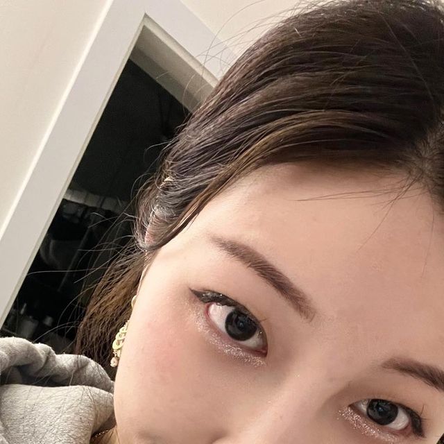 현지(현디)🇰🇷 on Instagram: "#광고 올해 부모님 건강식품은 몸엔용 활기찬녹용으로 정해따!!!!! 나 부모님이랑 오래오래 행복하게 살고 싶다구🥺 하루하루 달라지는 부모님 건강,,,이제 딸