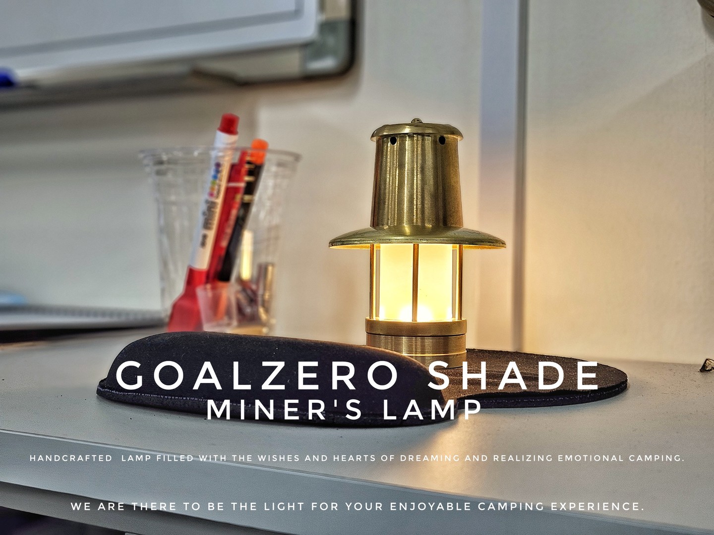 Goal Zero Shade.
Miner's Lamp 

정밀 가공으로 깎아서 제작되는
골제로 쉐이드 ~ 광부랜턴

리플렉터는 사카키기어 리플렉터!
모든지 호환되는것이 좋다.

광산등의 틀을 부시다.
오일램프의 불편함을 개선하다.

골제로 쉐이드!
황동으로 묵직함은 가치를 더하고 
모자를 씌어주면 또 다른 느낌!

랜턴을 사랑하는 사람이 만들면
다릅니다 ^^

#캠핑 #캠퍼 #뭉치크림 #광산등 #광부등 #골제로 #골제로쉐이드 #황동캠핑 #감성캠핑용품 #신제품 #캠핑용품 #캠핑신제품 #새로운캠핑 
#Camping #camper #goalzero
#goalzeroshade