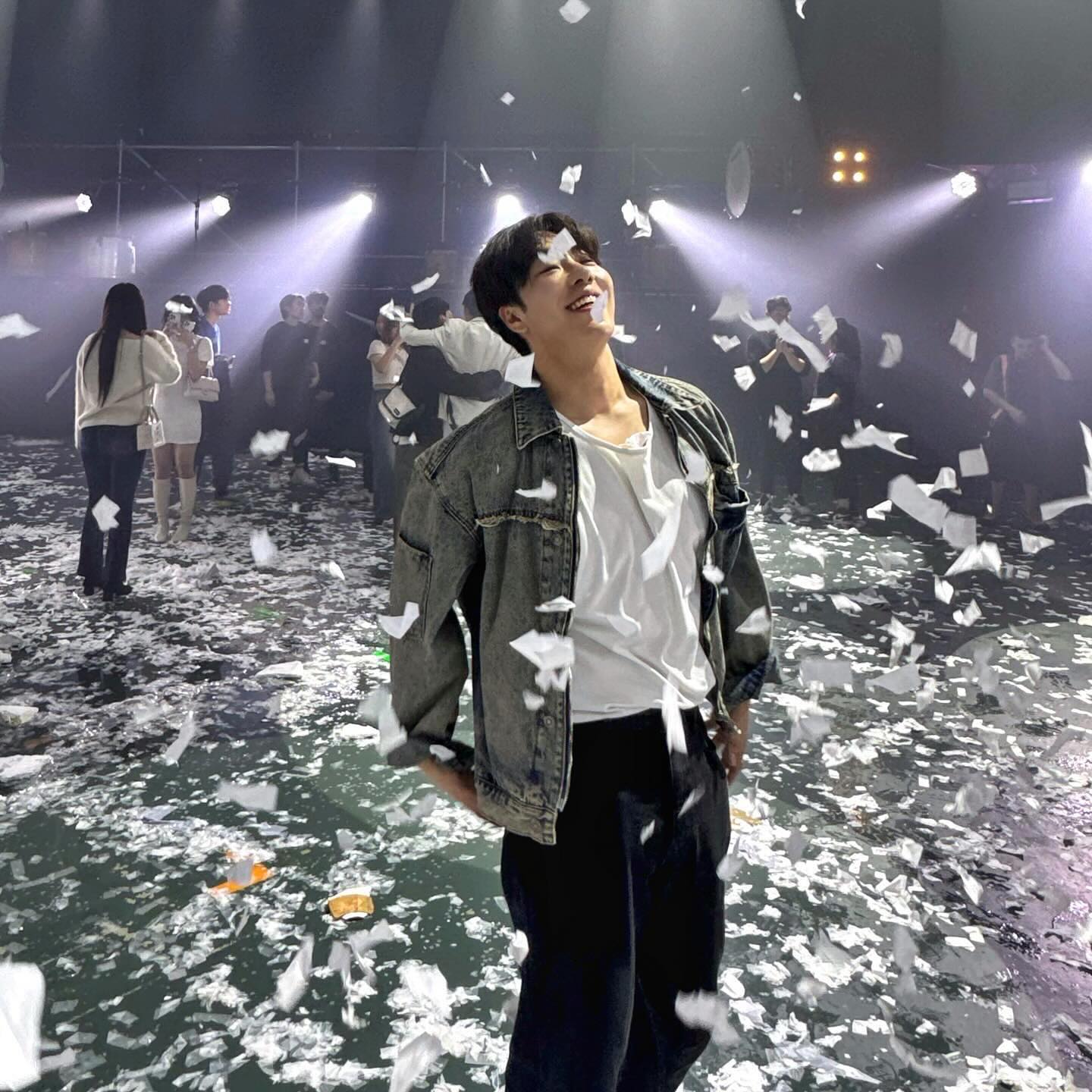 #광고 성수동 핫플에서 열리는 #푸에르자부르타웨이라인서울 !!
올해본 공연중에 제일 신선하고 재미있었음!!!
#푸에르자부르타 10주년 공연인만큼 쏘핫🔥🔥🔥
내가 인싸다 하시는분들은 꼭 가보세요!!
.
.

#푸에르자부르타웨이라인서울 #푸에르자부르타 #서울공연 #공연추천 #페스티벌 #페스타 #10주년파티 #dj #축하공연 #맥주