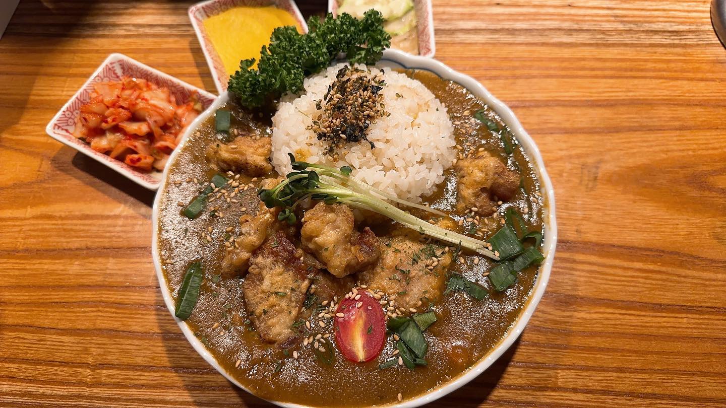 배달 시작했어유
존맛탱구링
조만간 안주도 추가할 예정이에영

'이자카야 아이루' 배달의민족 앱에서 확인해보세유

.
.
.
.
:
:
:
.
.
.
.
.

#배달 #카레 #덮밥 #맛스타그램 #먹방스타그램 #상수 #합정 #홍대 #1인 #먹스타 #이자카야 #맛집 #배달음식 #가라아게 #가츠동 #오야꼬동 #서대문구 #마포구