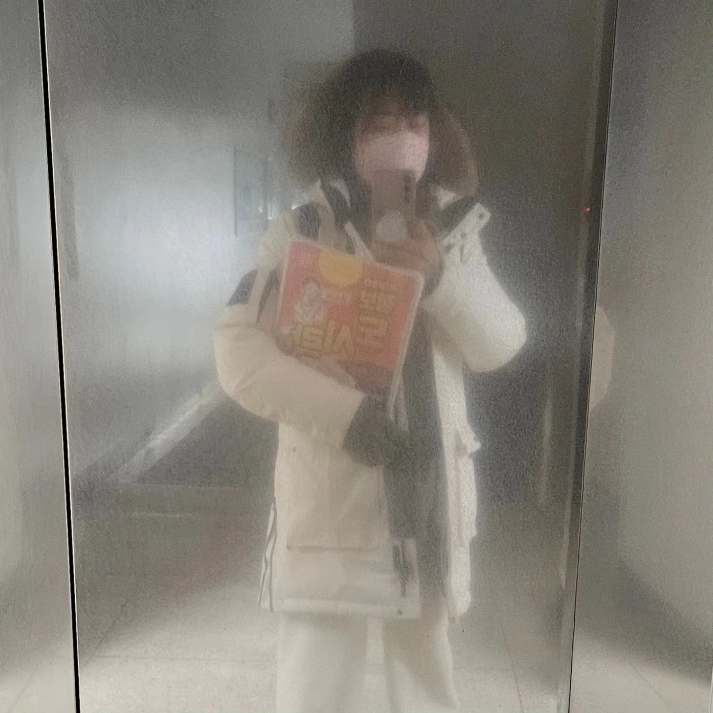 엣지있게~~~!!
점보도시락~~^^
언제 먹지??
A용지 보다 크디~!!

#점보도시락
#엣지있게