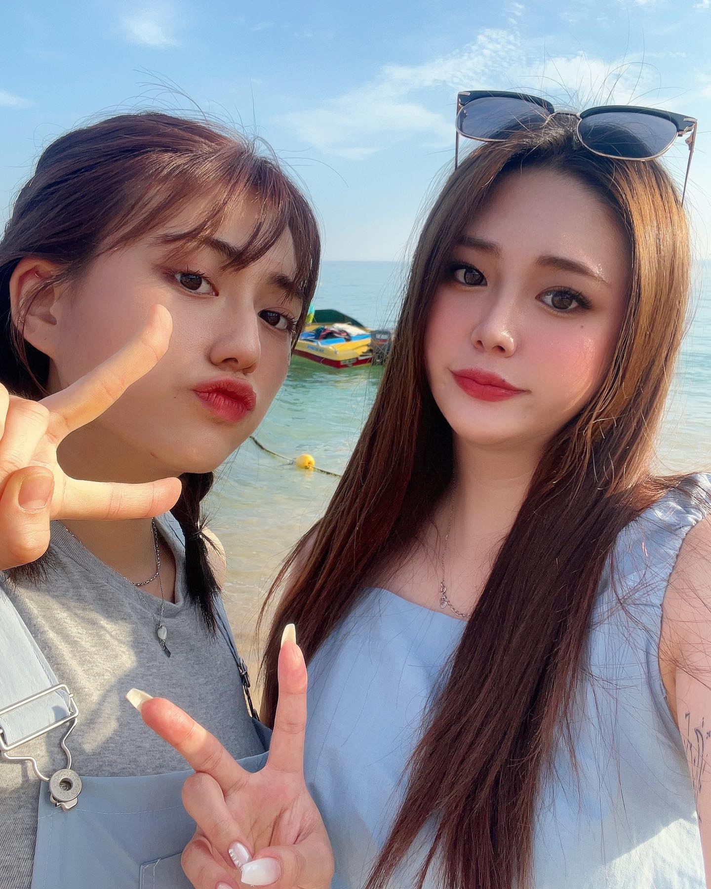 닮은듯 다른 우리🧚🏻‍♀️

#자매