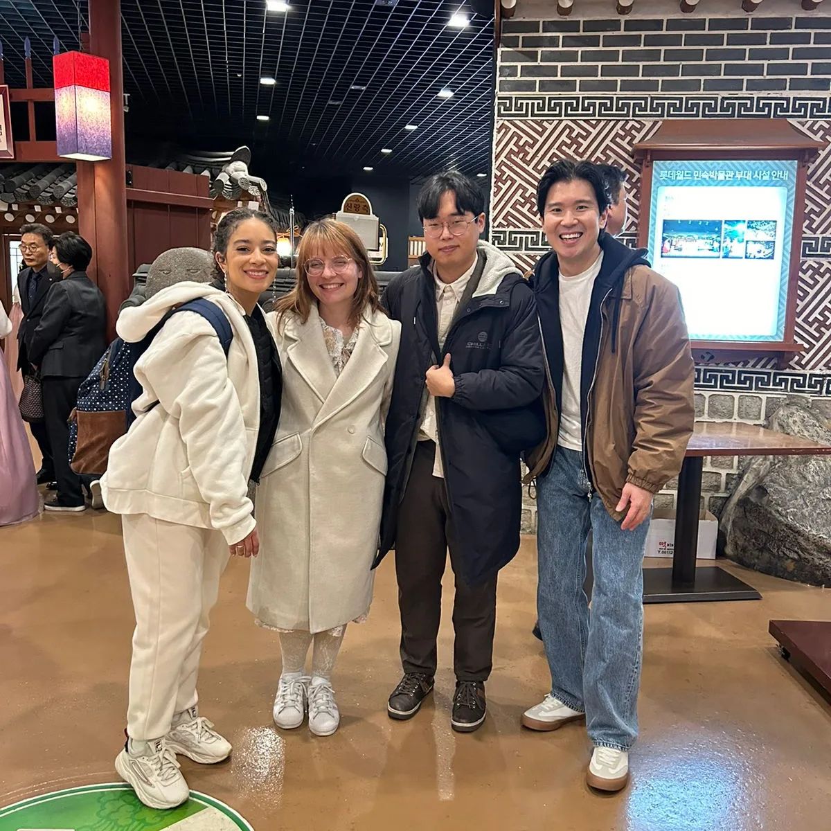 Fomos ao casamento de Ana e Wan na Coreia, foi um casamento tradicional coreano. Lindo demais! Gravamos um vlog mostrando todos os detalhes e postaremos em breve no canal Casal Jayu 😍❤️❤️