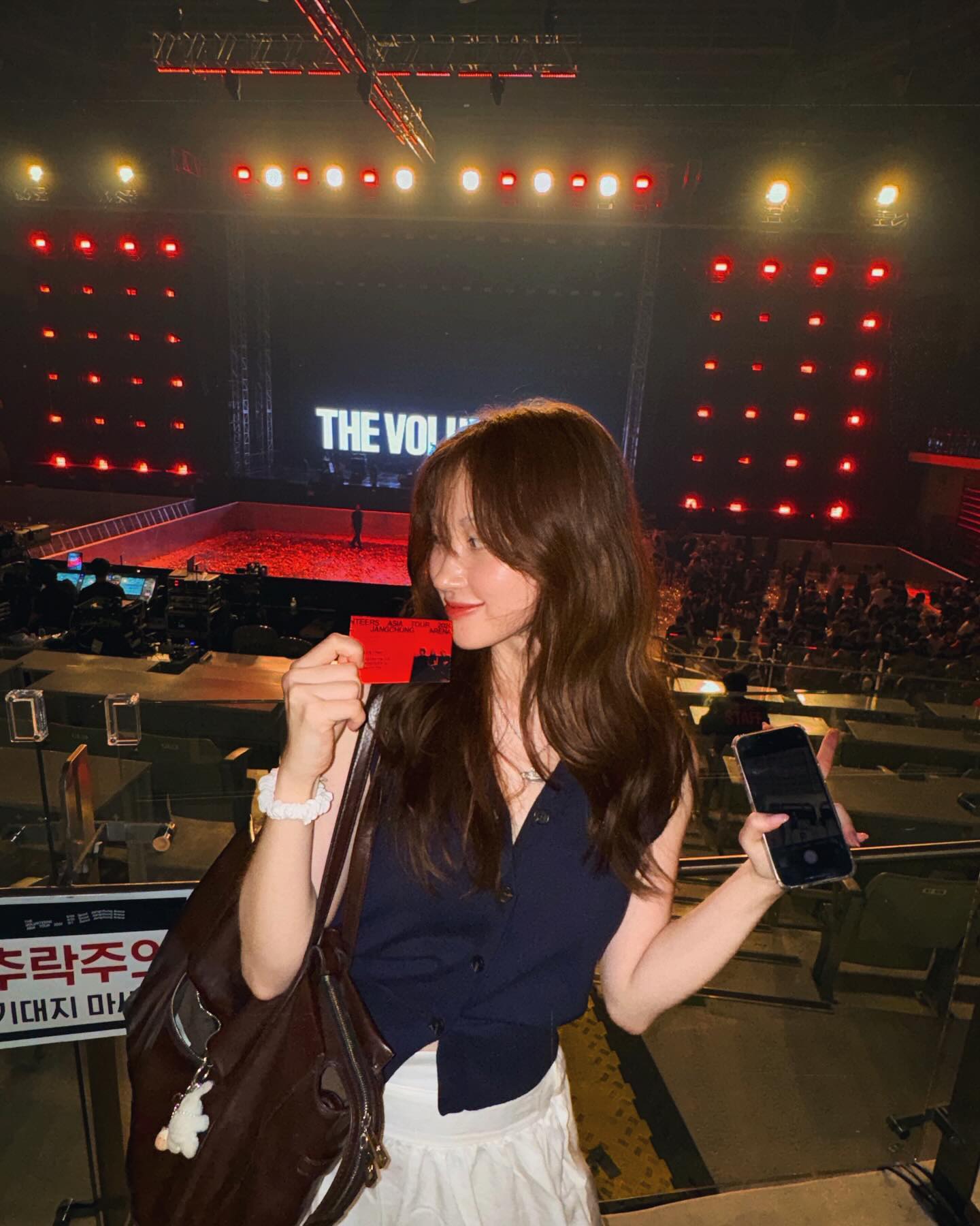 머리 엉망될만큼 신나게 놀고온 발룬티어즈 콘❤️‍🔥
Genuine Rockstars the_volunteers.com_