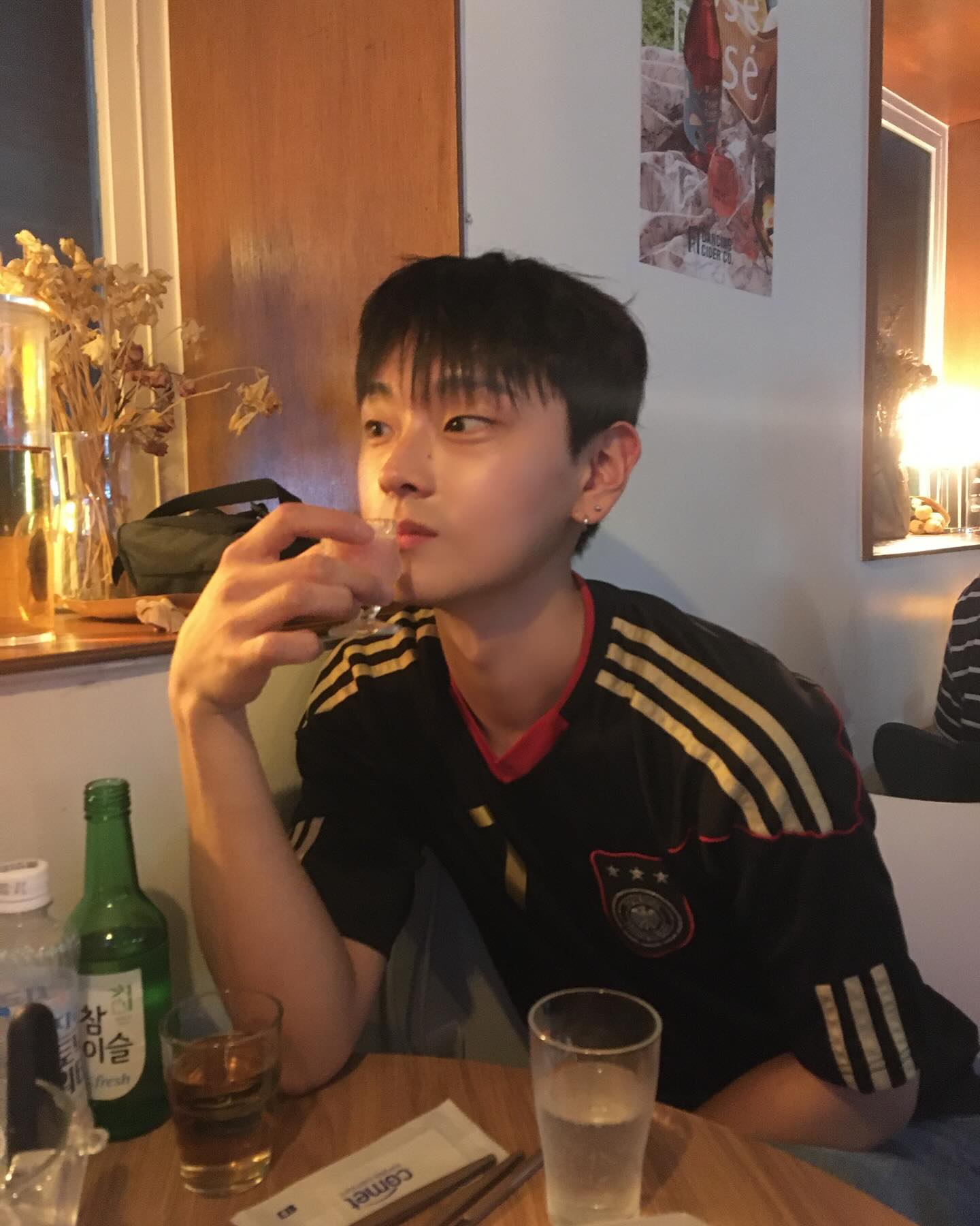 살아있습니다.