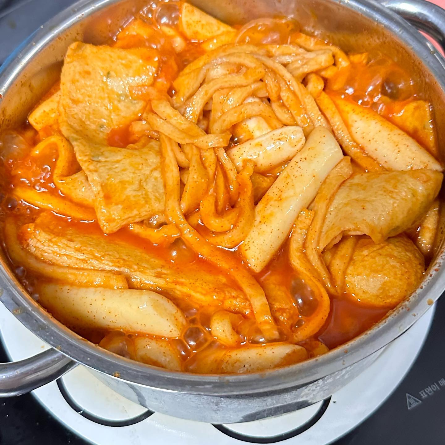 #협찬

내가 좋아하는 매콤한 떡볶이!
떡보다 어묵을 더 좋아해서
어묵채 세트를 추가해서 먹었는데,
이거 진짜 맛있어요!
무엇보다 조리 방법도 간편하고
가성비도 좋아서 집들이 할때나
떡볶이에 맥주 한잔하고 싶을때
해먹기 딱 좋다.

주문은 네이버에 목련어묵파떡볶이 검색하면 나옴!
magnolia_eomuk 

#목련어묵파떡볶이 #목련어묵 #떡볶이밀키트 #어묵파 #목련어묵 #어묵파 #어묵파떡볶이 #떡볶이밀키트 #어묵 #스트링치즈 #어묵만두 #어묵파티 #어묵요리 #간편요리 #떡볶이 #밀키트