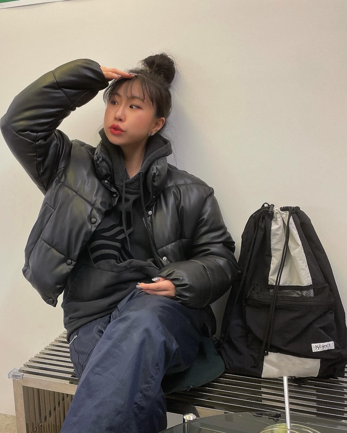 kybject.kr  슬링백으로 편하면서 힙스러운 키브젝트 가방 ❤︎
컬러배색도 너무 이쁘고 생각보가 커서 보부상인 나에게 딱 ◠ ̫◠ !!!
지금 무신사에서도 할인중임돠~👋🏻

#kybjt.kr#키브젝트#ootd
#daily#백팩#슬링백#크로스백
#04 #05 #06 #07 #08