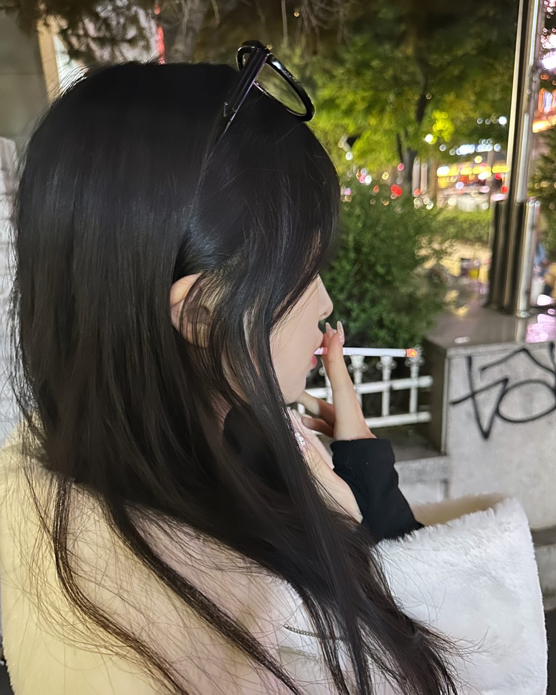 쓰읍 ㅎ ㅏ 🚬