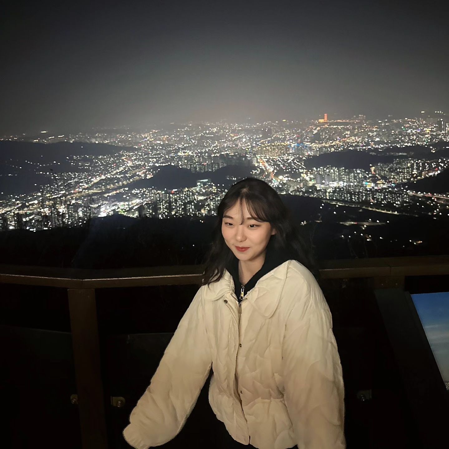 저 쪼꼼,, ,, 잘 나왔죠.. 우헤헤 ,,, ,, ,,, ,, ,,,, , ,,,,