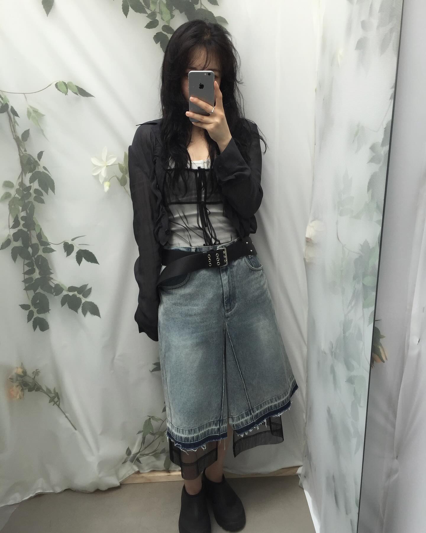 보는거 보다 입을때 더 감동적인 lcdc.tm … ʟᴏᴠᴇ
 
#LCDC #lcdcseoul #lcdctm #ootd #21selca