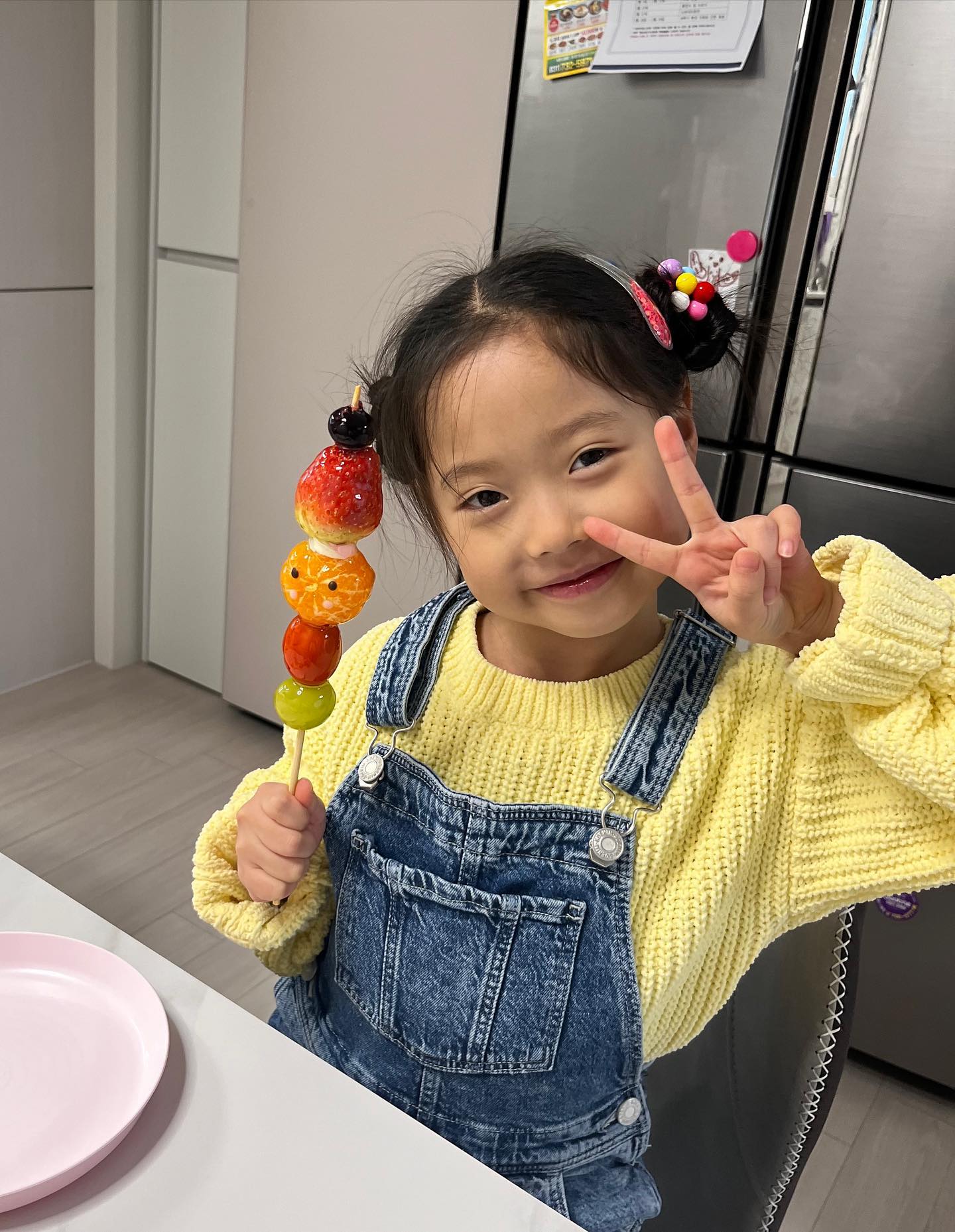 죠따 귀여운 내 조카 간만에 자랑좀 할게여
왜냐 넘 귀여워서 혼자 소리지르다가 안되겟ㅅ우니까
💙💛🤍💜❤🧡🤎💖🖤