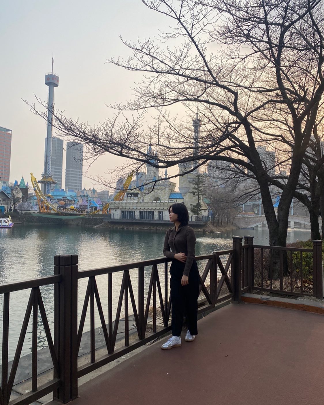 석촌호수
_
_
#석촌호수 #롯데월드 #ootd #패딩