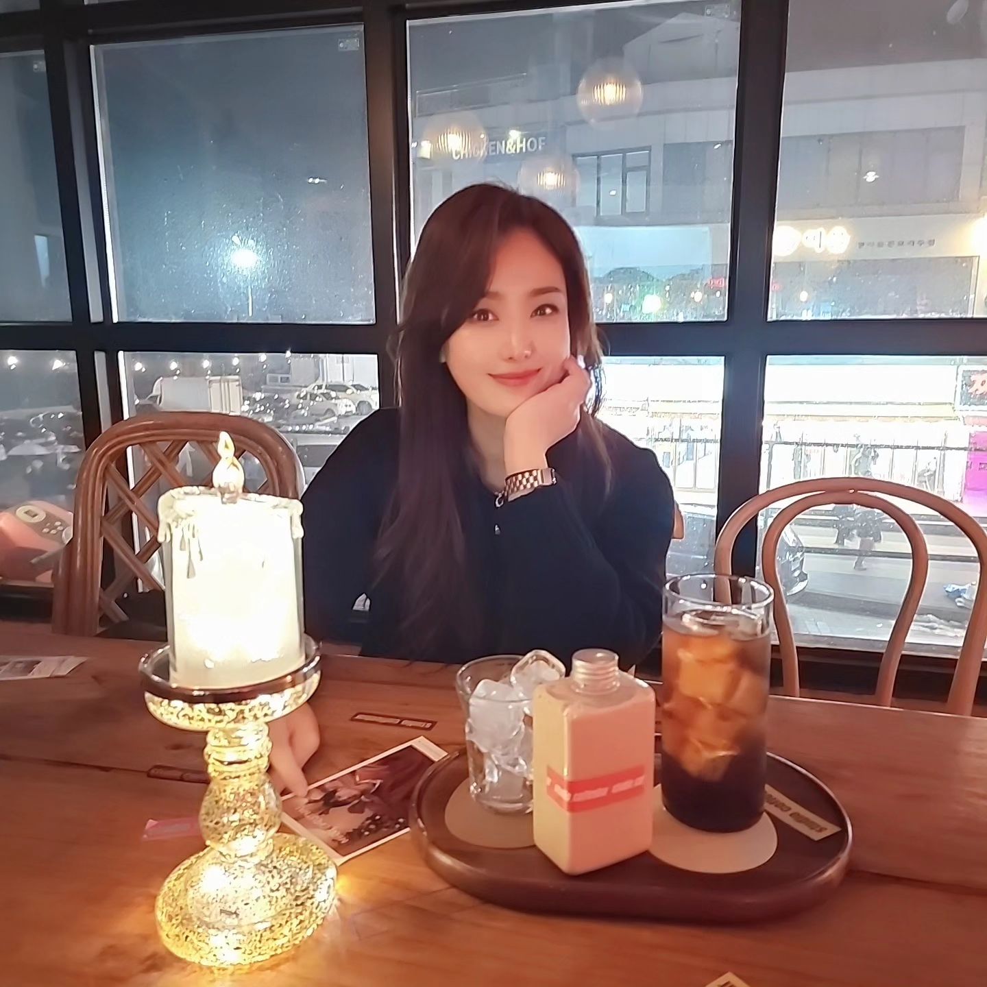 연말바다여행❤️

#대천해수욕장 #연말바다여행 
#비와도좋았던여행 #대천갈매기는처음
#역시👍 #대천조개구이 #먹다가낙조못봄
#대천올때마다보는 #버스커박준현 #성장캐
#스튜디오커피바 #집에언제가냐 #2023안녕
#나쁜기억은놔두고 #좋았던기억만가지고 #컴백홈