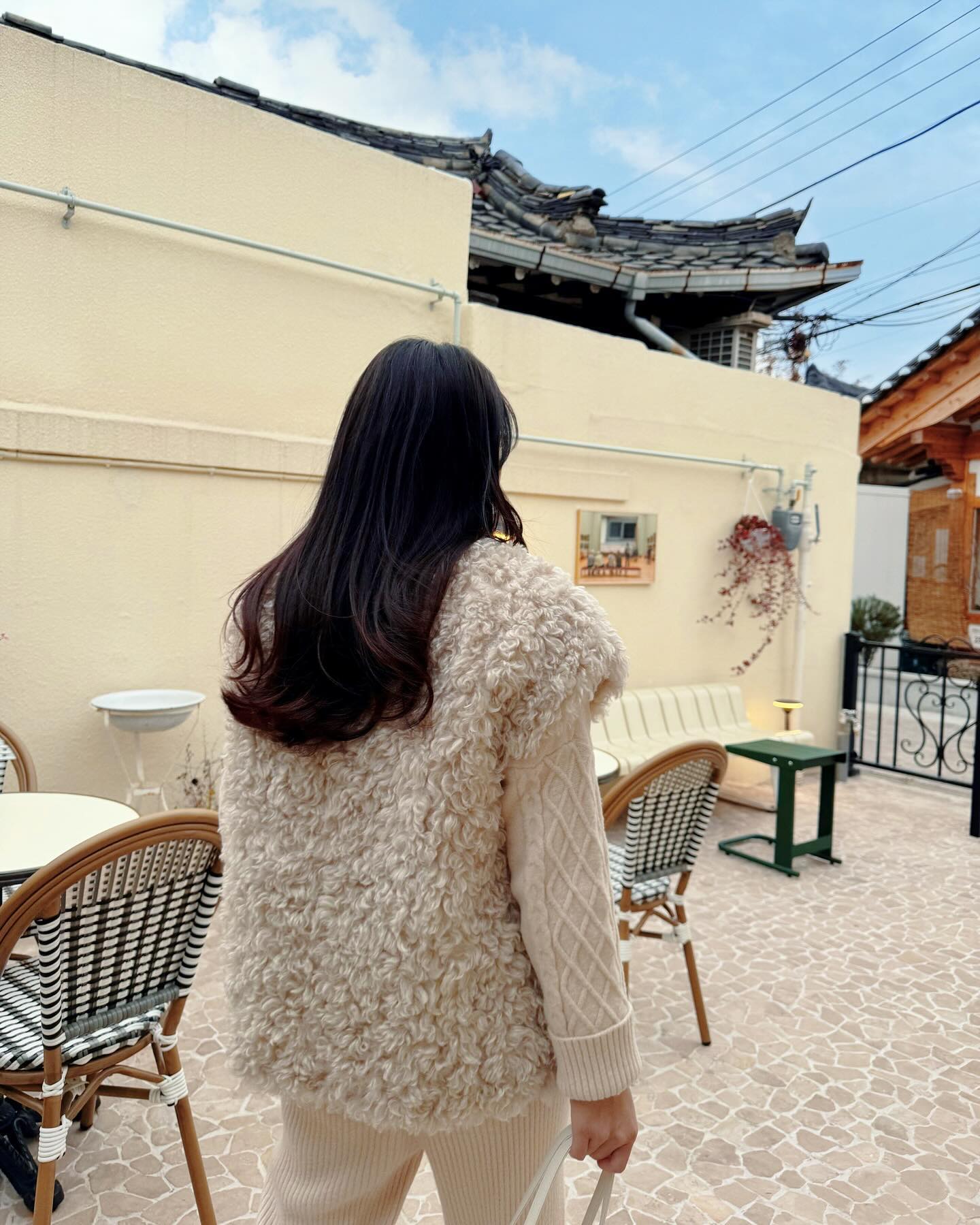 이제 나의 털 뭉치들을 꺼내 입을 때가 되었군 🧶