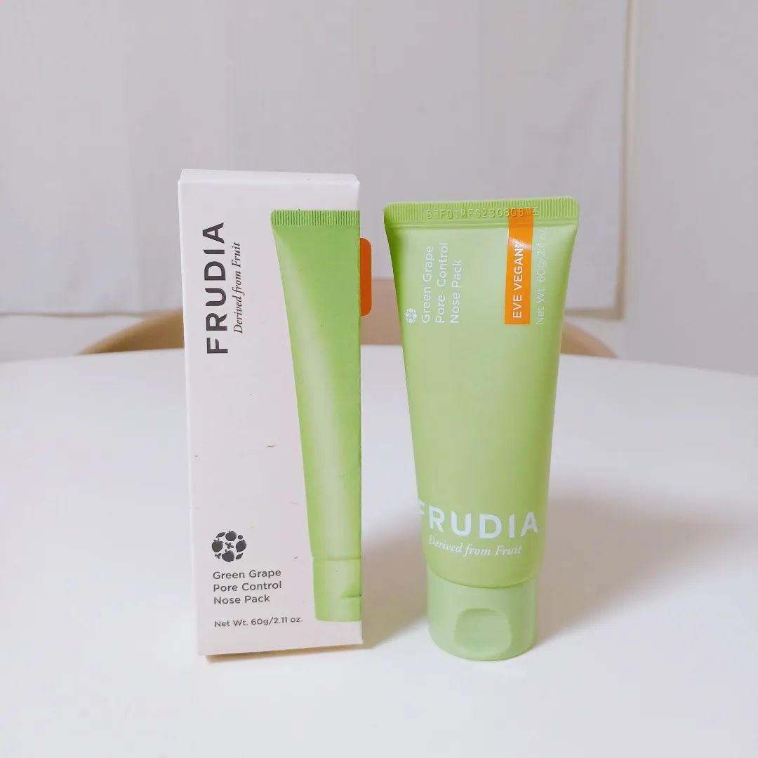 #할인구매 frudia.official #후르디아 #노즈팩

늘 고민인 블랙헤드! 다양한 제품 사용해봤는데 완전 초밀착 필오프타입이라 사용하기 편해서 일주일에 한번씩 하려고ㅎ 화장거의 안하는 편이라 블랙헤드 신경쓰였는데 깨끗해지는기분이라 만족스러움 믿고쓰는 브랜드 후르디아♡

#frudia #저자극코팩 #블랙헤드코팩  #blackhead #sebumcare #08L #nosepack #청포도노즈팩 #신상품나왔을땐 #코팩