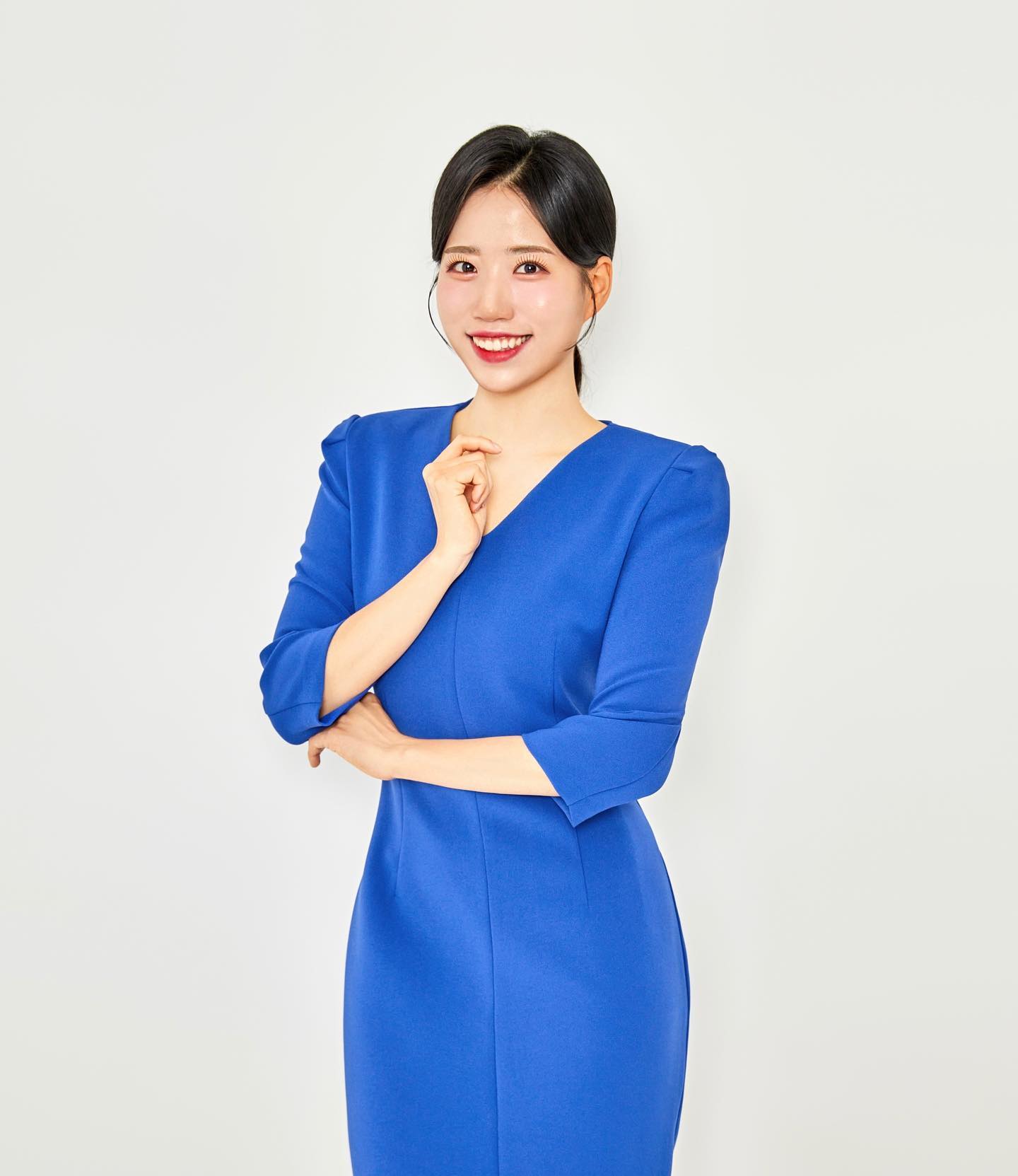 •
늘 하던 기도가 이뤄지는 중 
CNBC코리아에서 새롭게 출발합니다 🙏🏻🩵
개국 준비에 정신이 하나도 없지만 그래도 즐거움