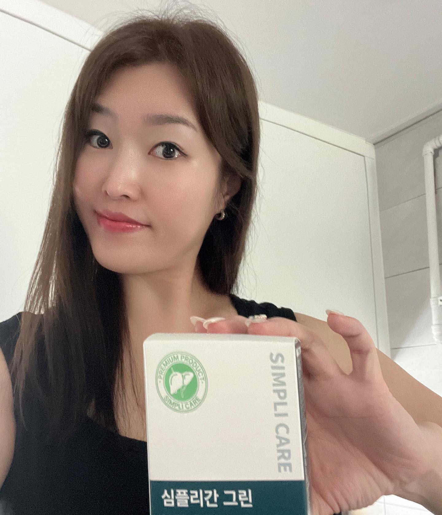 #협찬 #심플리케어 #심플리간그린
simpli_care

술 마시는 남의편 아니 ^^ 
내남편 건강을 위하여!!
간건강때문에 이건 먹여야겠다.. 
생각했고요~

저는 일년에 몇번 술을 안먹긴 하지만 
다이어트도 자주 하고 위장장애가 잘오기도 
해서 많은 약을 복용하는게 많기에..
그러니 같이 먹어야겠죵~?

건강하게 아프지말고 살아야죠~~!
인친분들 모두 간이 최고 건강해야해요!! 
심플리간그린 우리는 너로 결정했어^^

 #심플리케어심플리간그린 #간영양제 #간에좋은음식 #숙취해소제 #피로회복영양제 #밀크씨슬 #밀크시슬
#건강하자 #건강 #분당맘 #분당 #강남 #서초 #주부
#초딩맘 #1985