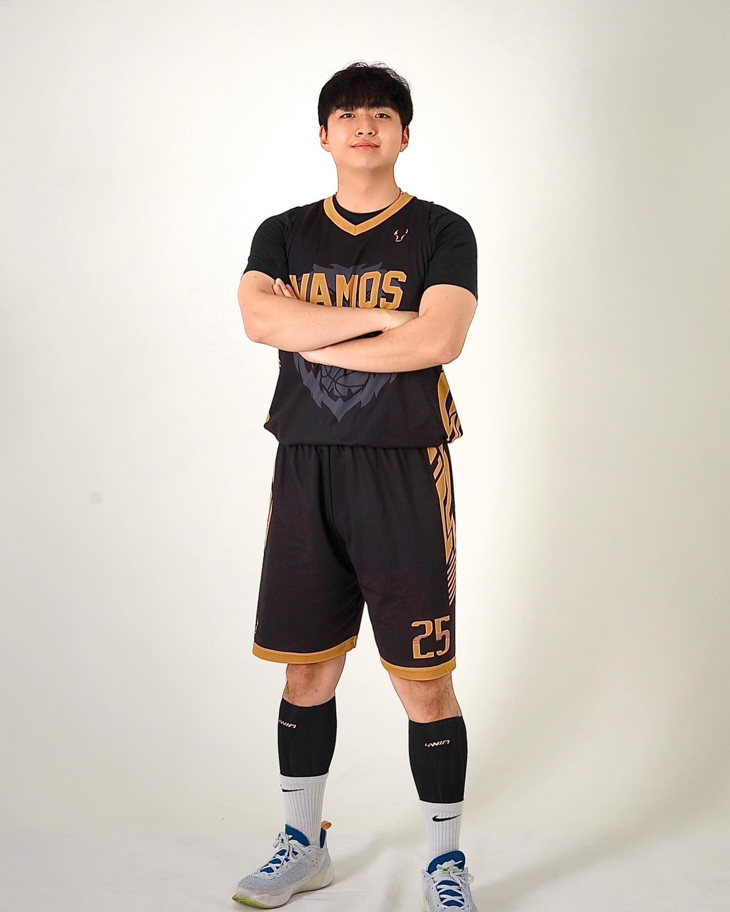 TAN PROFILE X VAMOS 

탠프로필과 계명대학교 바모스 콜라보

No.25 #이성기 #프로필