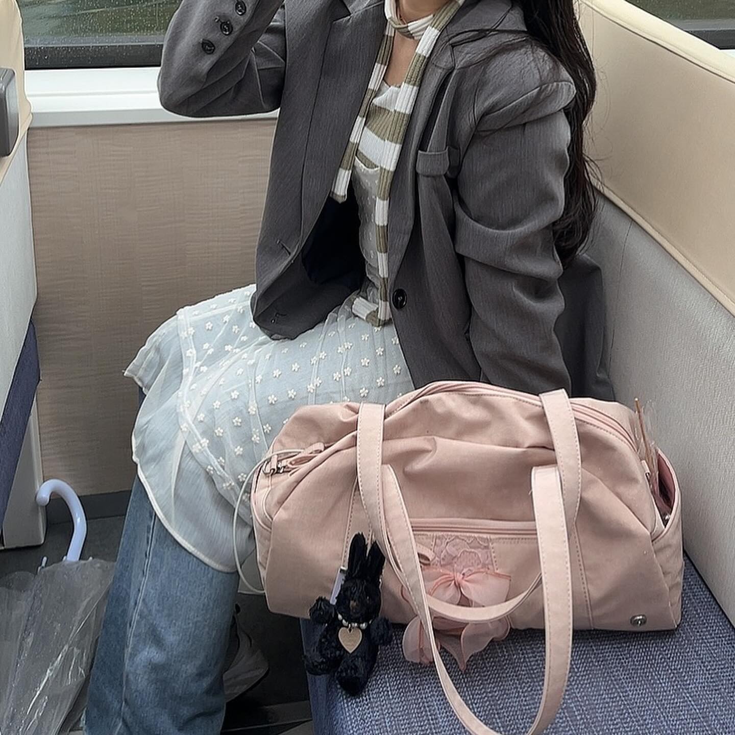 질색팔색 기겁질겁했던 바지에 치마👖👗
있는 내내 하루빼고 다 비왔던 오사카🍜🍣💴🥢🍙🍱

#오사카 #여행