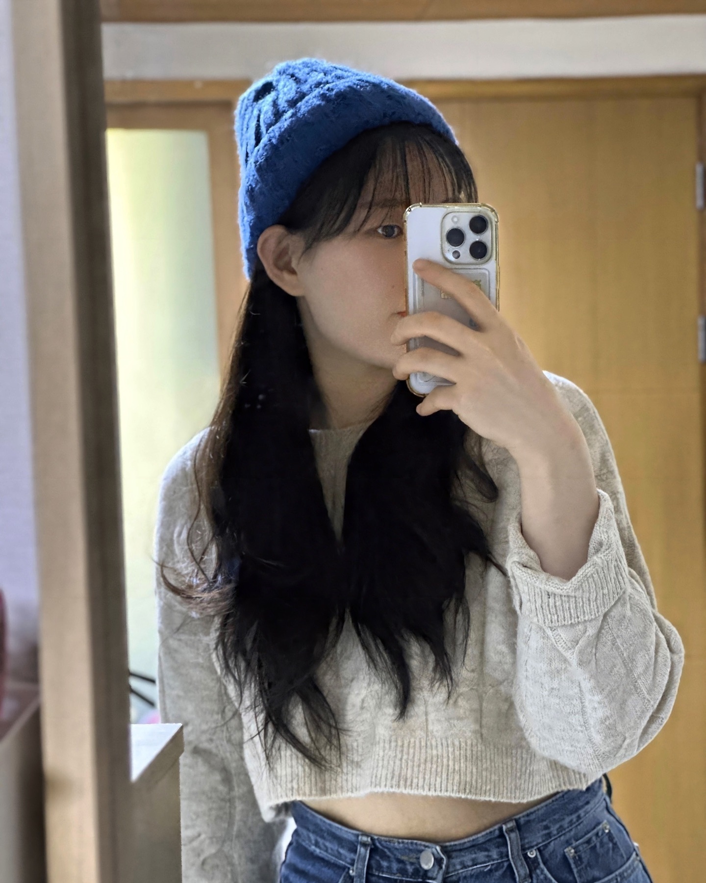 올해 첫 비니비니모자등장!🤠

오늘 하루는..
먹는걸로 시작해
먹는걸로 하루가 다갔네욥~ㅋㅋㅋㅋㅋㅋ😋

맛있는 명절 음식 드셨나요??

저는 고기로만 배를 가득가득 채우고 왔어옇🤣😋

다들 뭐드셨는지 궁금해욥!?💭🤔