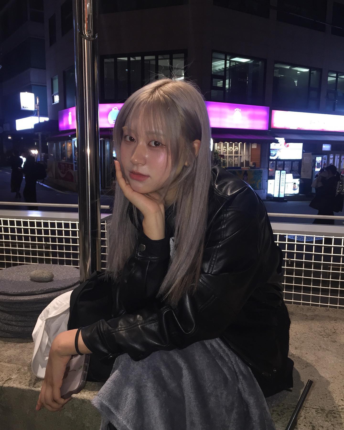 나는 인천에 사는 한국 사람이지