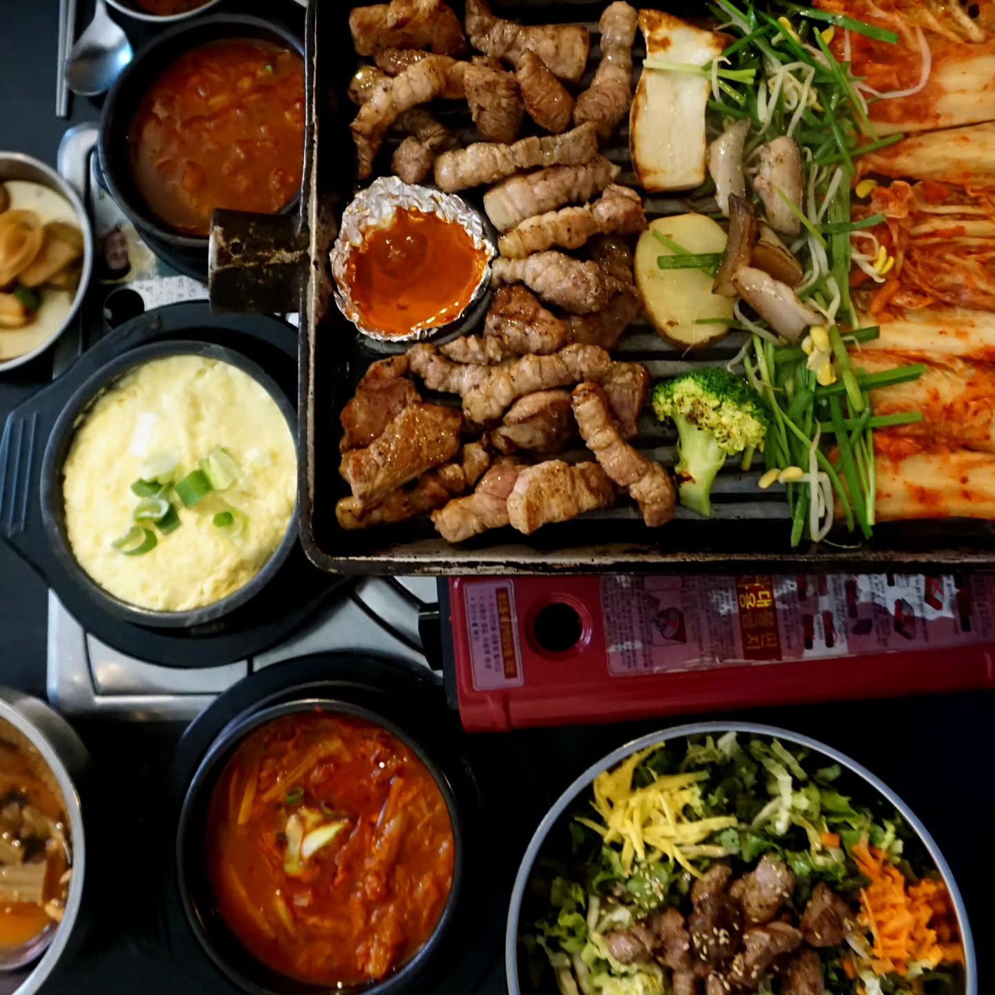 #합정 #구워삶다 #합정역맛집 #합정역고기집 
.
.
.
#합정삼겹살 #합정역고기집 #합정 #합정역 #합정맛집 #합정역맛집 #합정고기 #합정역고기 #구워삶다 #구워주는고깃집 #구워주는고기집 #고기플레이트 #캠핑컨셉 #고기모둠 #모둠세트 #삼겹살 #목살 #김치찌개 #계란찜 #달걀찜 #주차가능 #화장실있음 #점심맛집 #저녁맛집 #하이볼
