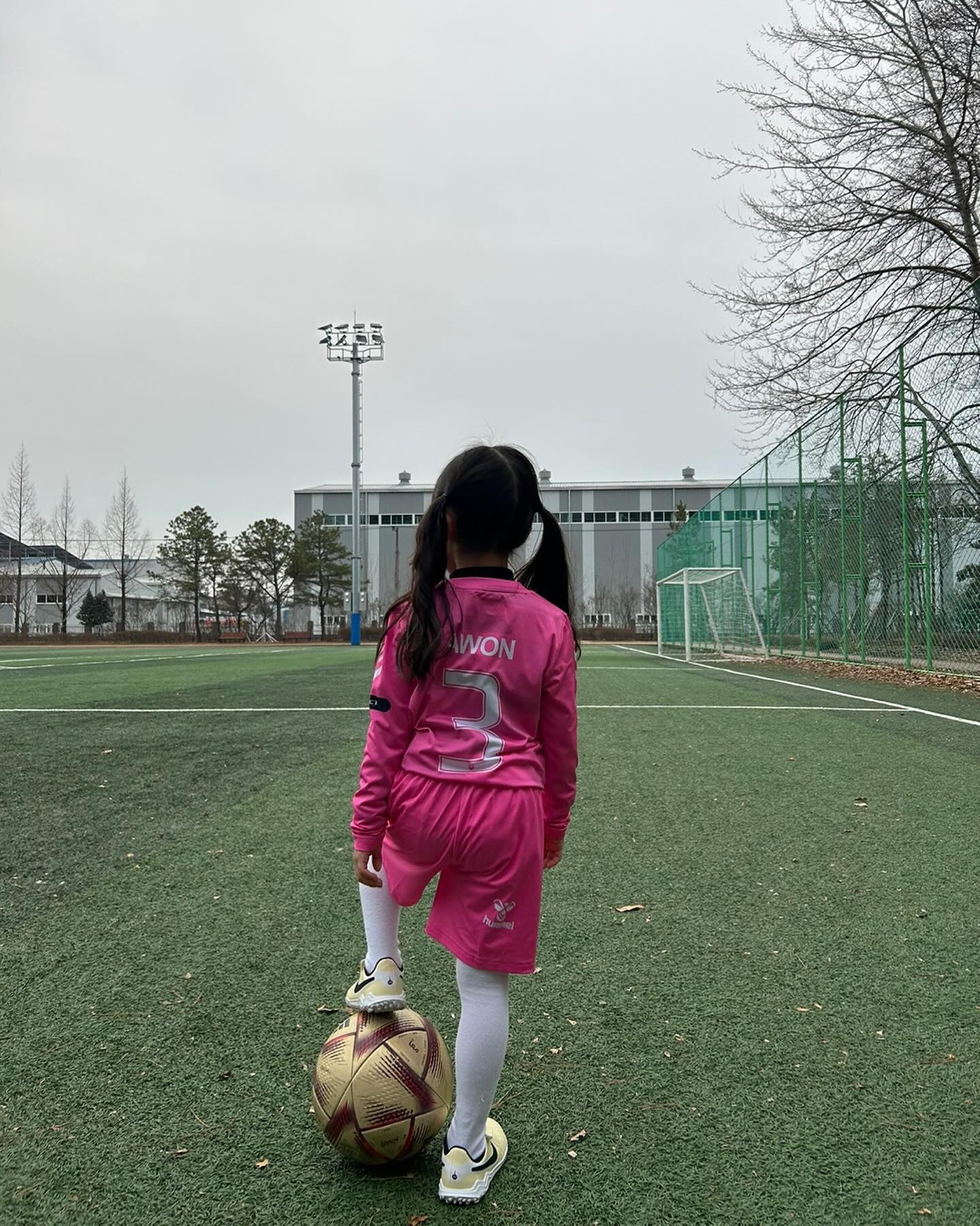 _

조축멤바⚽️
센터백 🩷3번🩷