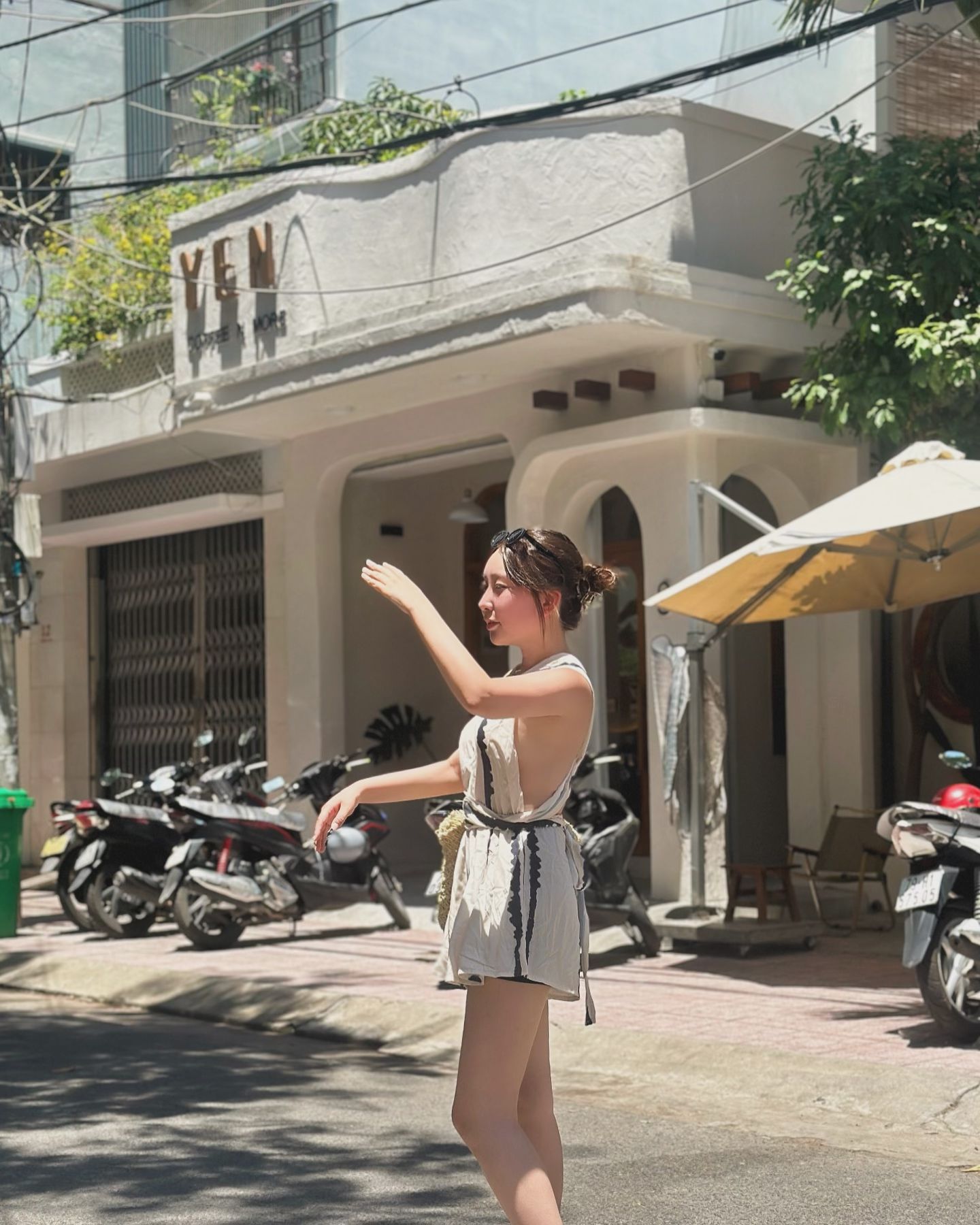날씨맑음☀️
#베트남 #나트랑 #nhatrang #냐짱 #yencoffeenmore #현지인맛집 #여름휴가 #여행스타그램