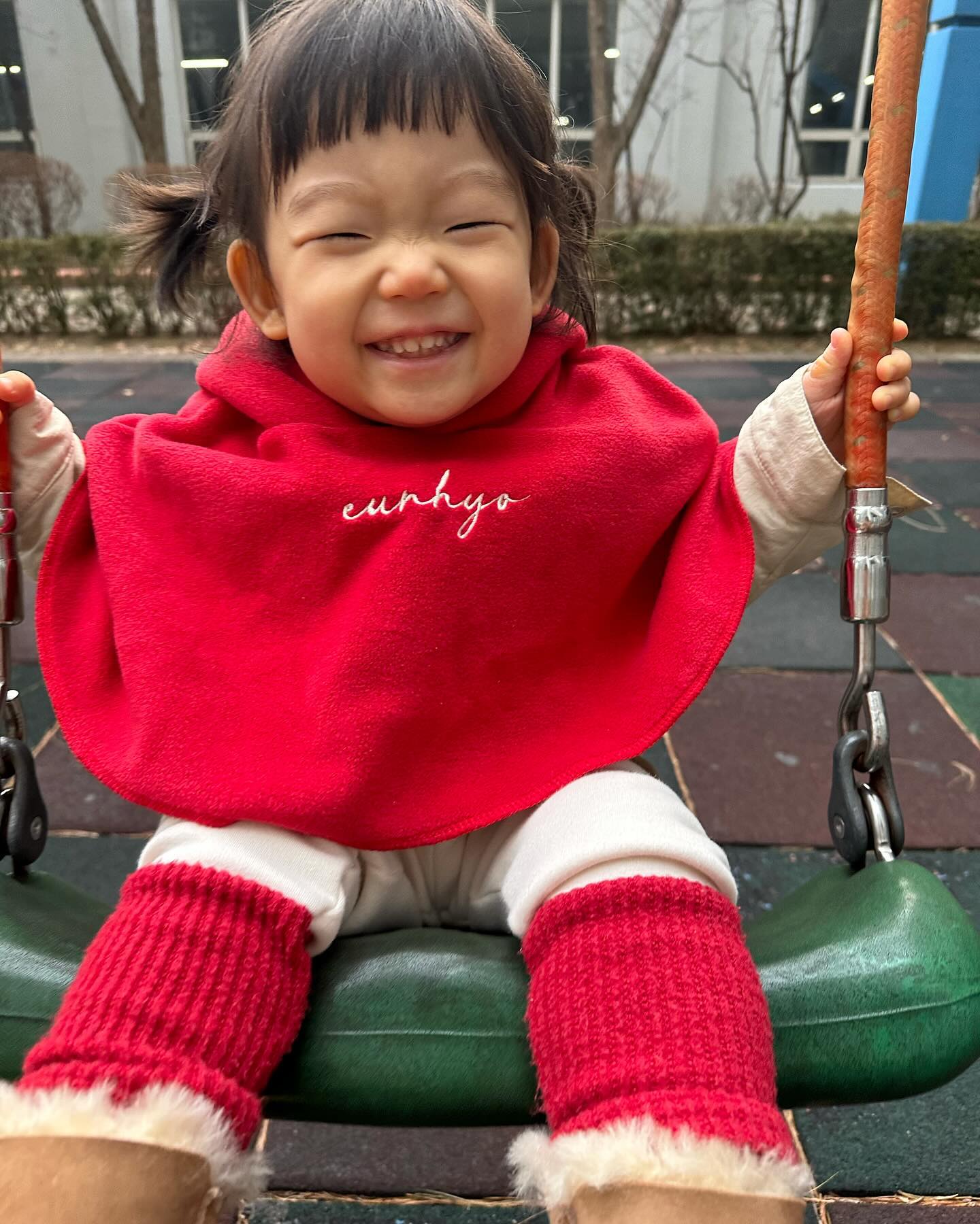 585 𝑑𝑎𝑦𝑠 𝑜𝑙𝑑

영하 5도에도 놀이터에선 춥지않은 나는 19개월 고은효 ❤️💚