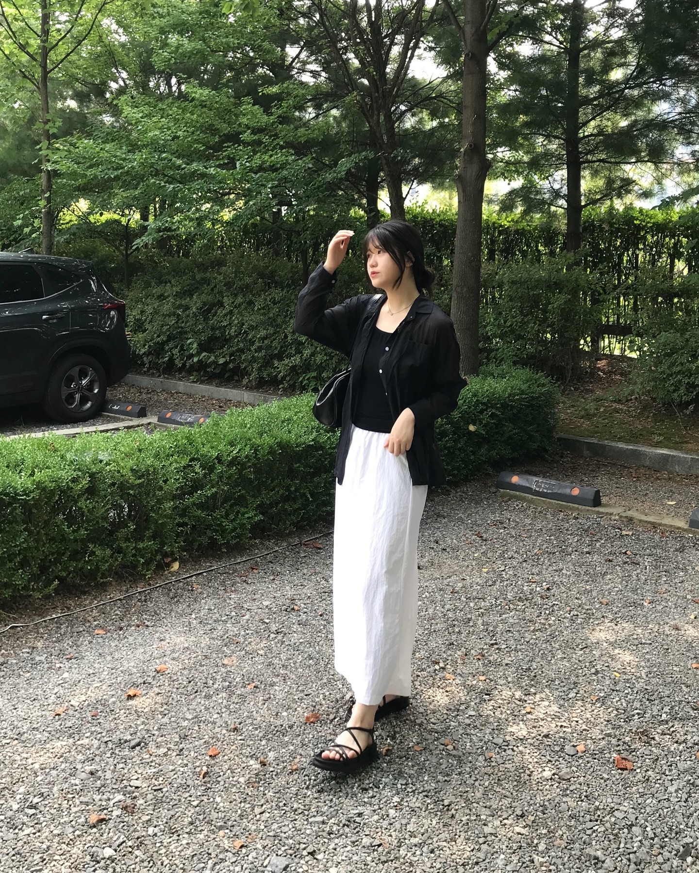 넘 예쁜 블랙 화이트 조합 .. 🖤🍀

#폴더 #피어포 #피어포샌들 #샌들추천 folder_korea pier.4
