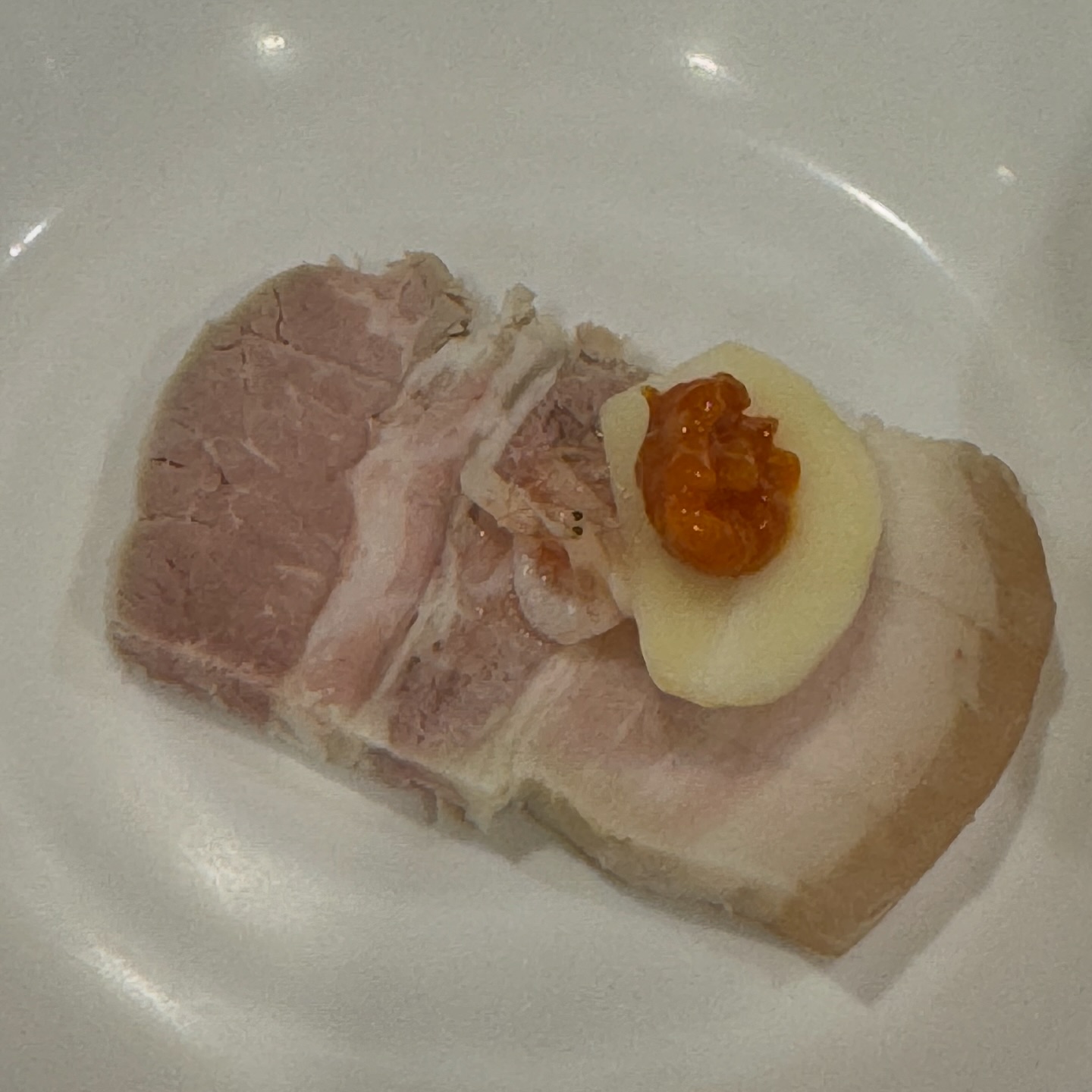 지난주 주말 1부🫣 

만두와 육수만가 맛있어서 3번 마신 
#더진미평양냉면  교대점

(겁니비싼) 두바이 초콜렛 _짚을 씹어먹는 고급밀크초콜렛맛 
#강남신세계 

히레까스 맛집_ 다먹을때까지 촉촉함을 유지했던, 이것은 튀김인가 돈까스인가 아니 고기인가? 소금찍어먹는 것을 추천! 
또또또갈집❤️ 인생돈까스✍🏻 
#크레이지카스 본점 

해리포터 갬성 마법카페_ 공짜 구경은 불가! 주문줄부터 인원 제한두어 구경할때 생각보다 널널함! 디저트는 맛 없고 비싼데 입장료라 생각하면 안아까워요😆 
#943킹스크로스 

#맛집추천 #카페추천 #주말나들이 #주말데이트 #합정카페 #합정돈까스 #돈까스맛집 #빅페이스돈까스 #두바이초콜렛