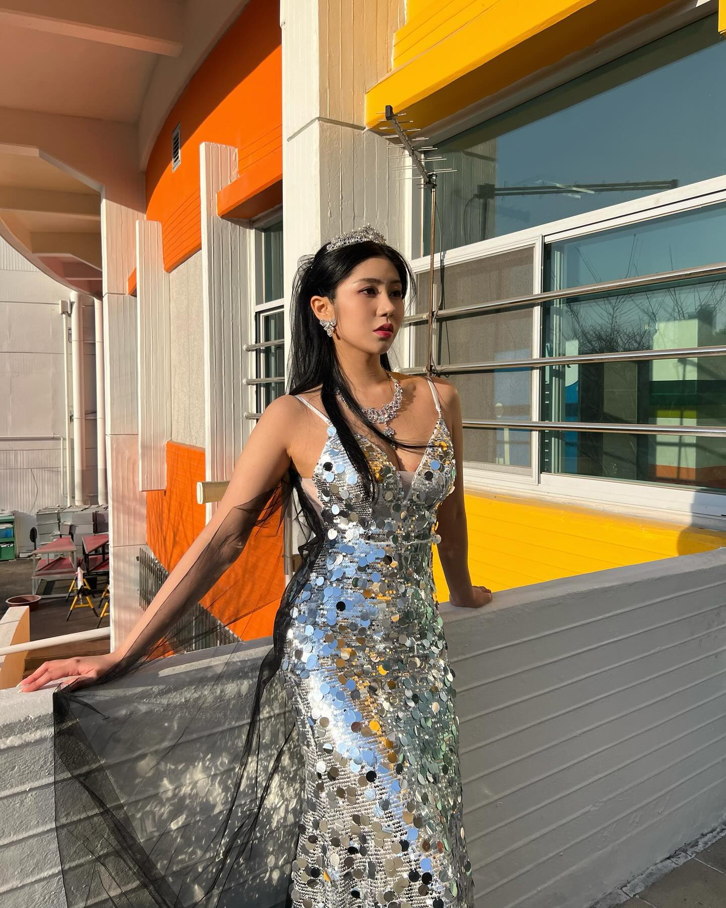 Queen don’t cry.👑

#dress . jin__dress 
#designer . jina750 

#jewelry . rena__jewelry 
#designer . serena_arim