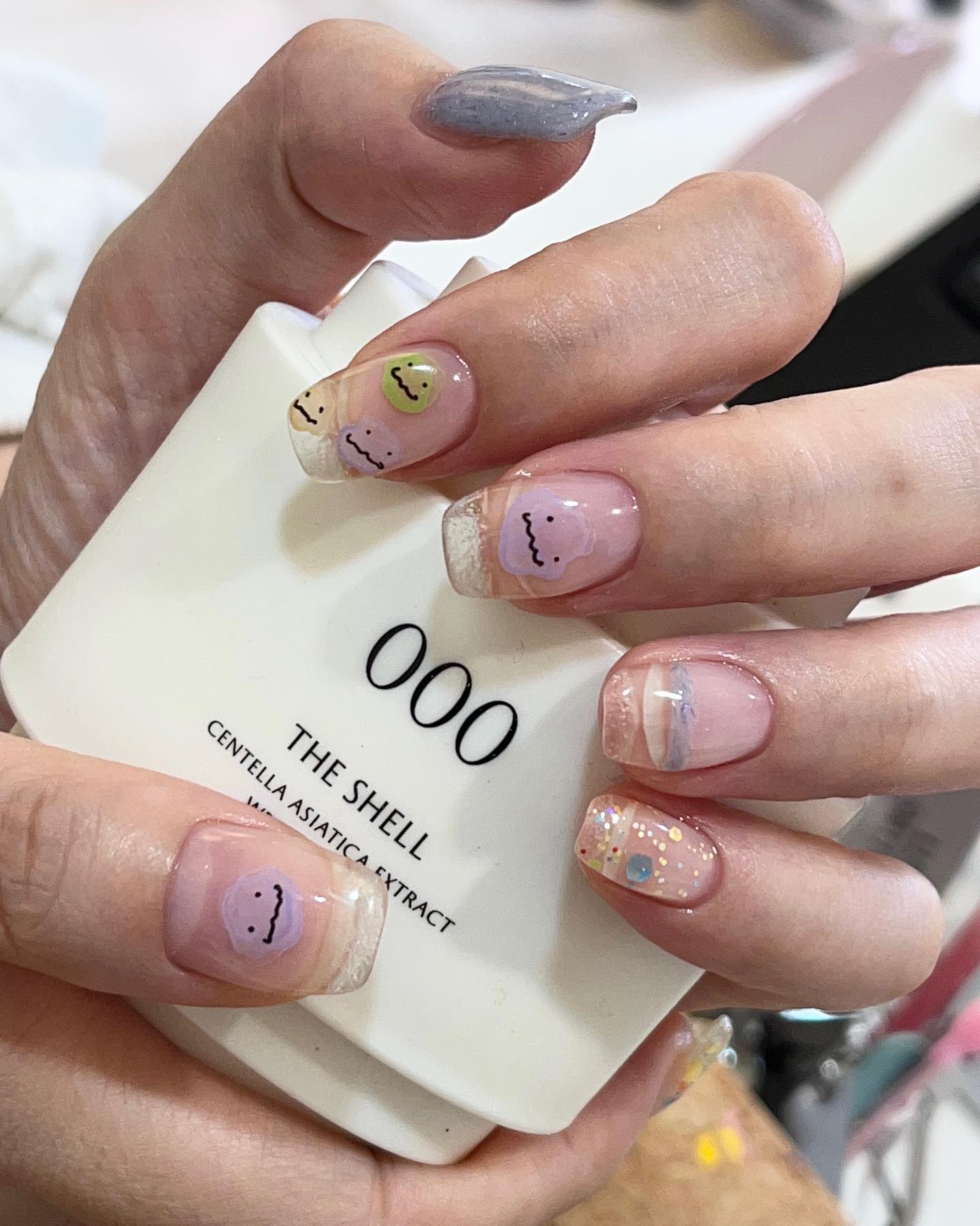 인생 첫 네일🥹🥹

mute_nail__
