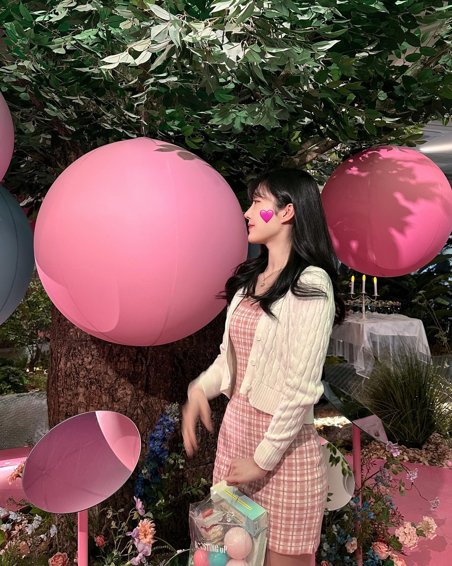 #광고 klavuu_official 💛

클라뷰에서 주최한 [BOOSTING UP IN SEOUL] 
VIP 사전파티에 초대해주셔서 다녀왔습니다💗

🎈3월 8일 ~ 4월 21일(월요일 휴무), 동대문 디자인플라자
(DDP마켓 B the B 브랜드 라운지)에서 전시회가 진행됩니다!

클라뷰 제품을 받을 수 있는 참여형 이벤트존과
다양한 포토존, 신제품 테스트까지 즐기고 오세요!🤍

#클라뷰 #klavuu #클라뷰부스팅업 #클라뷰팝업 #팝업전시회 #전시회추천 #ddp #klavuuboostingup #klavuubooster #메이크업베이스 #메이크업베이스추천 #makeupbase