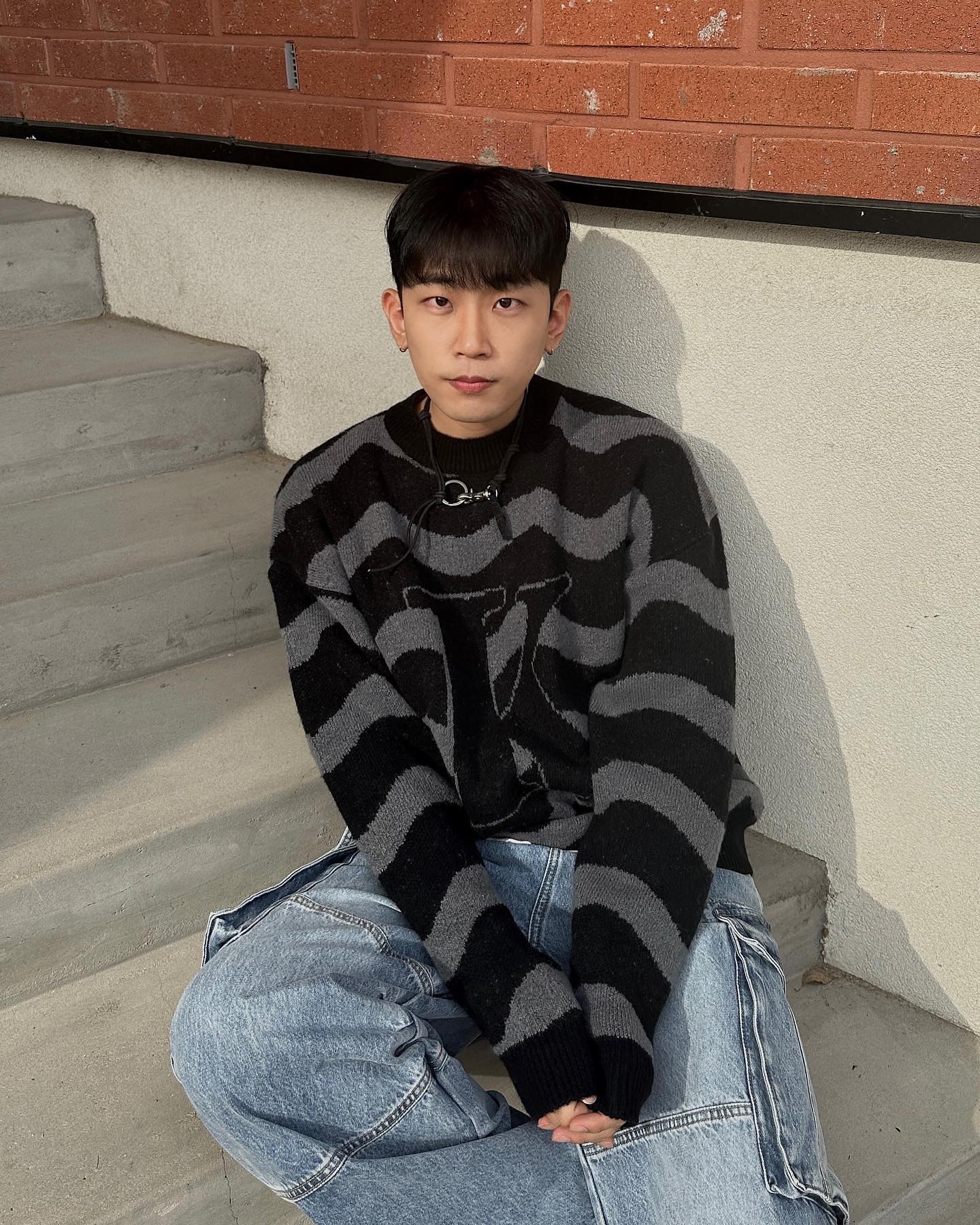 #협찬 nastykick_kr 

니트의 계절이 왔네요오 🍂🤎
베이글 맛집에서 맛있어서 신남🥯

#네스티킥 #nastykick #캐트릿 #스트릿패션