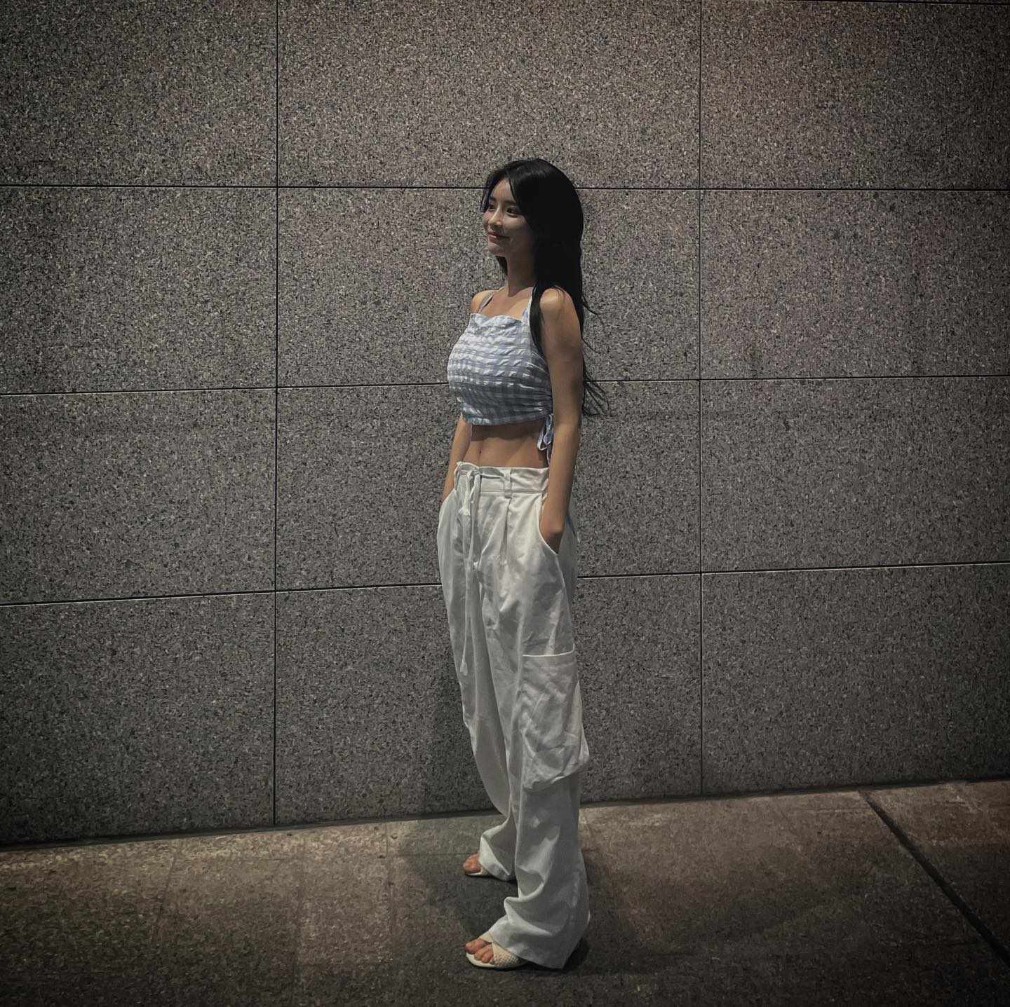 여름을 준비하기 위해
 #도약한의원 에서 새로 런칭한
산삼라인샷 주사를 맞고 왔습니다😆

산삼라인샷 덕분에 복근이..! 
 올 여름..!복근이 
생길 수 있을 것 같아요🥰
힘들지 않게 생기는 복근이라니
다이어터는 행복합니다..!🤍

총6회 진행 했는데! 
아프지도 않고 멍도 안들고!
바로 일상 생활 가능이라 
이점도 행복 그잡채..🤍

 덕분에 올여름 크롭티 마음껏
 입을 수 있게 되었네요😌
산삼라인샷 최고!
문의 doyakhani 

📌산삼라인샷의 장점📌

✔️멍x부종x주사바늘x 
✔️즉시 일상생활가능(운동가능)
✔️빠른 치료시간(5분)
✔️시술시 통증 없어요!
✔️천연 한약재 추출물로 안전
✔️임산부도 맞을 수 있어요!
✔️No스테로이드, No히알라제

#협찬#도약한의원 #산삼라인샷#산삼샷#지방분해주사#천호한의원#복부라인샷#다이어트추천#다이어트시작 #운동하는여자