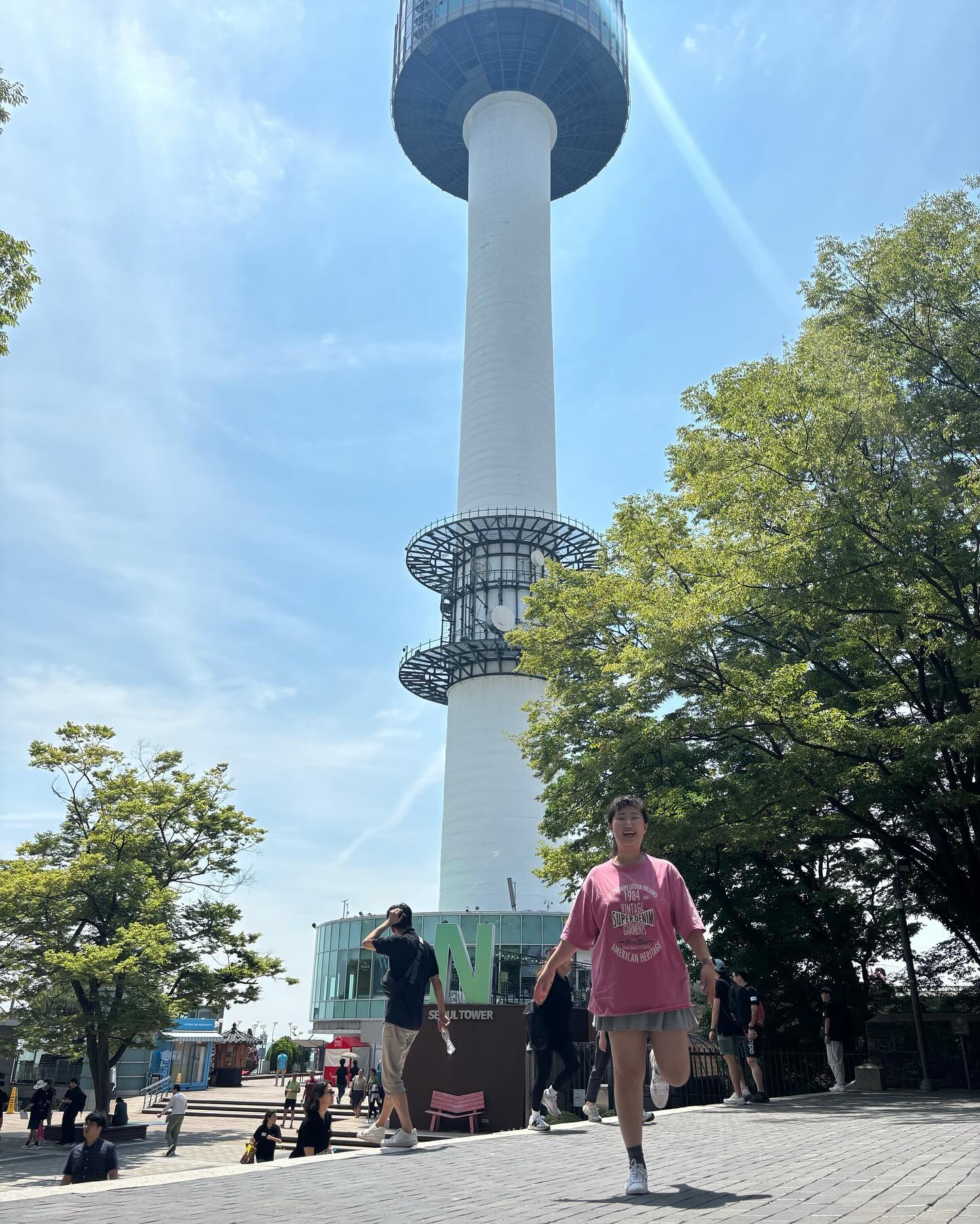 #남산
#남산타워

남산위에 ~ 올라 서서 💃

#여름 #여름아부탁해 #서울나들이