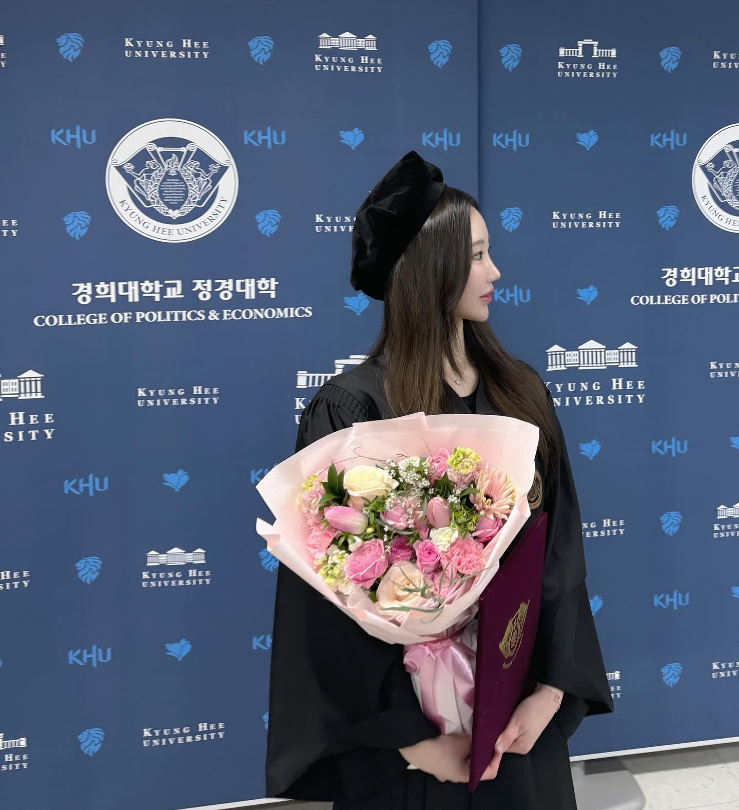조용하게, 졸업했어요 🎓 #경희대#졸업#홀가분