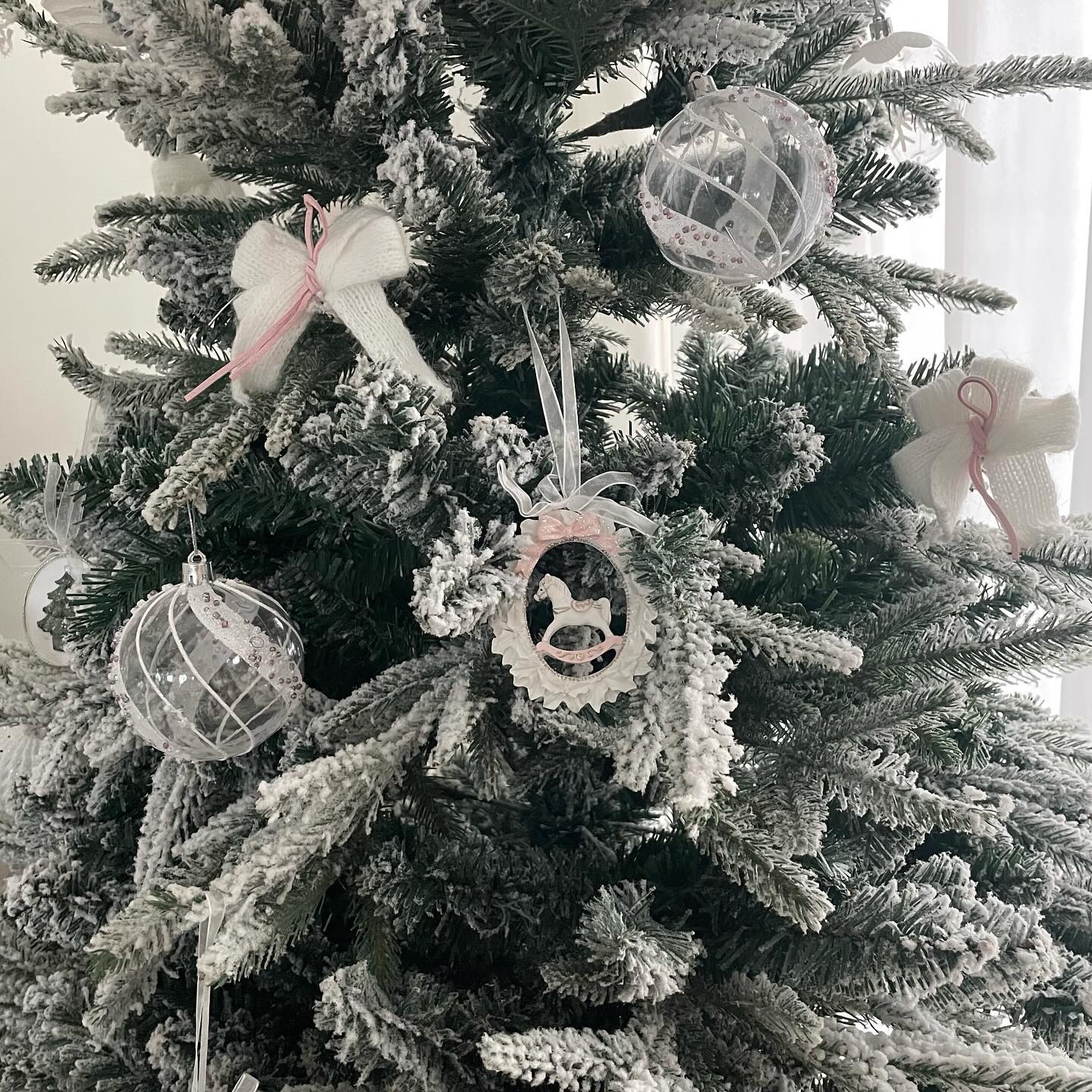 ❄️이번 주 고민 
트리를 꺼내 말아????