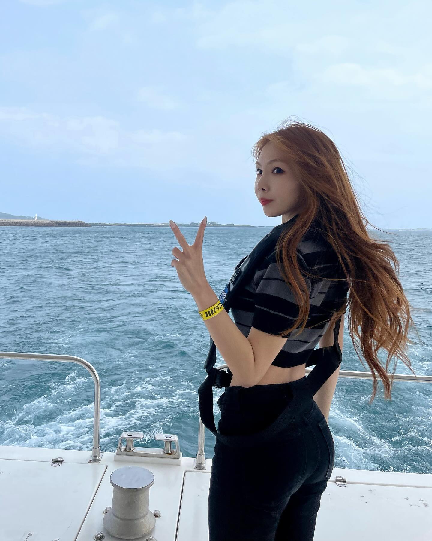 #협찬 #광고

제주에서 만난 돌고래🐬
1시간동안 구경하고 엠브릿지 카페 시그니처 메뉴까지 냠냠!

#M1971요트투어 #제주도돌고래투어 #서귀포요트투어 #제주도요트선셋 #남방큰돌고래 #서귀포가볼만한곳 #서귀포아이들과 #제주도서쪽 #제주도액티비티 #제주도요트투어 #제주도가볼만한곳 #운진항카페 #모슬포카페