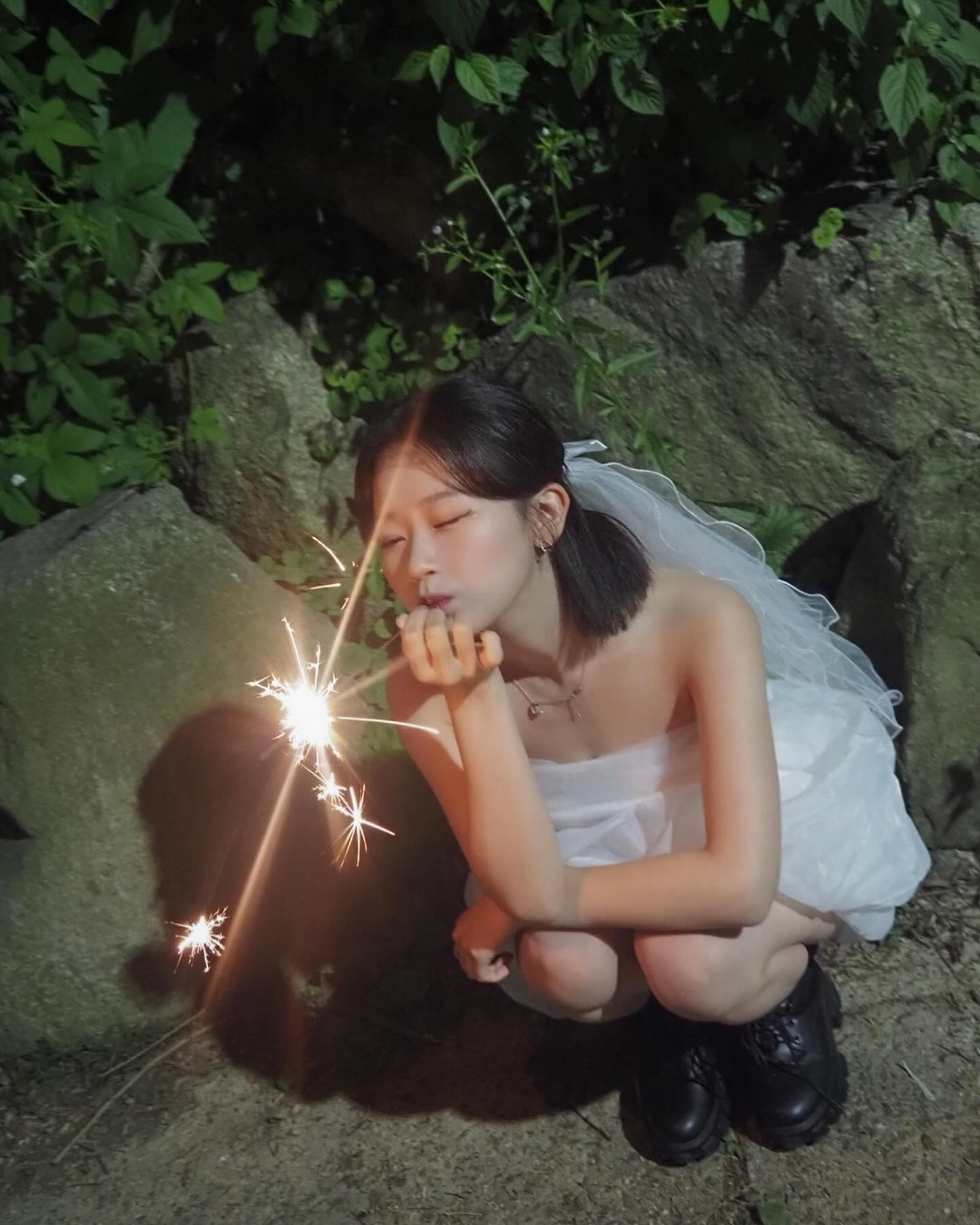 👰🏻‍♀️🍃
미루고 미루다 드디어 올리는,,ㅎ🤍
여전히 촬영보다 셀렉이 더 어렵네요 히ㅎㅣ

📸 yunis_pic 
#노들섬 #노들섬스냅