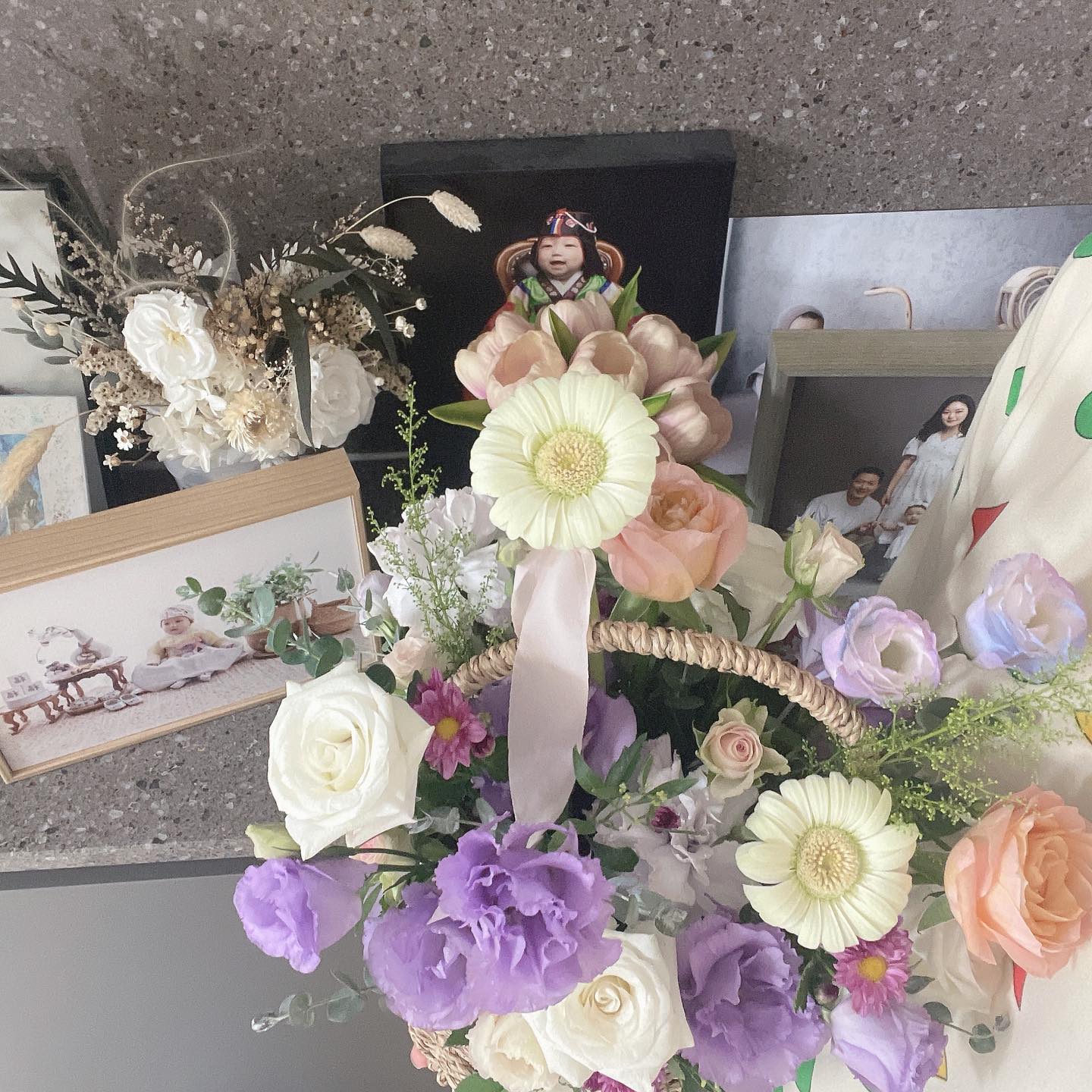생일이 되면 늘어나는 꽃💐
올해가 제일 크네🫢
