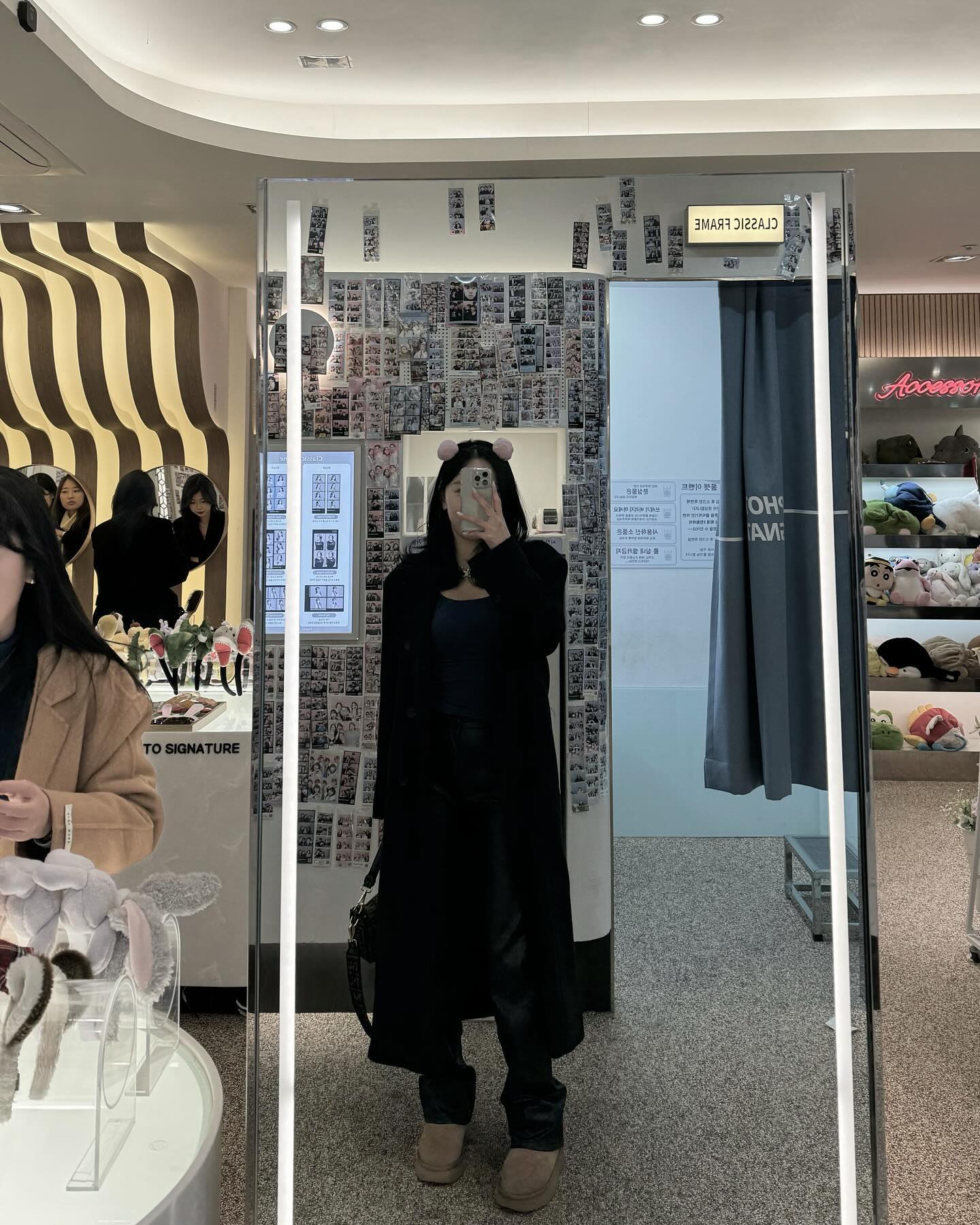 연말분위기 쁌쁌✨🪅
웃음핵폭탄 19년지기들🖤🎅