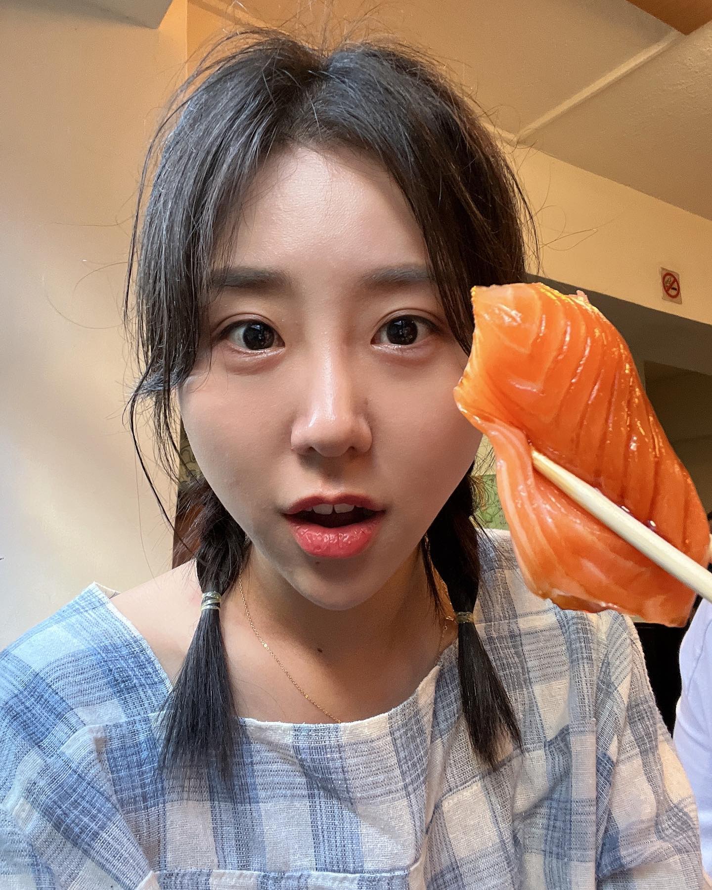 왕큰연어!🍣
.
.
.
#대만여행 #타이베이여행 #대만 #타이베이 #연어초밥 #삼미식당 #여행