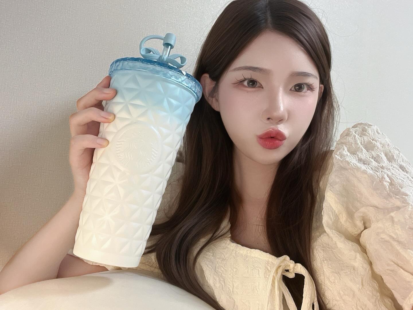 #스벅 #텀블러 너무 이뽀ㅠ🩵