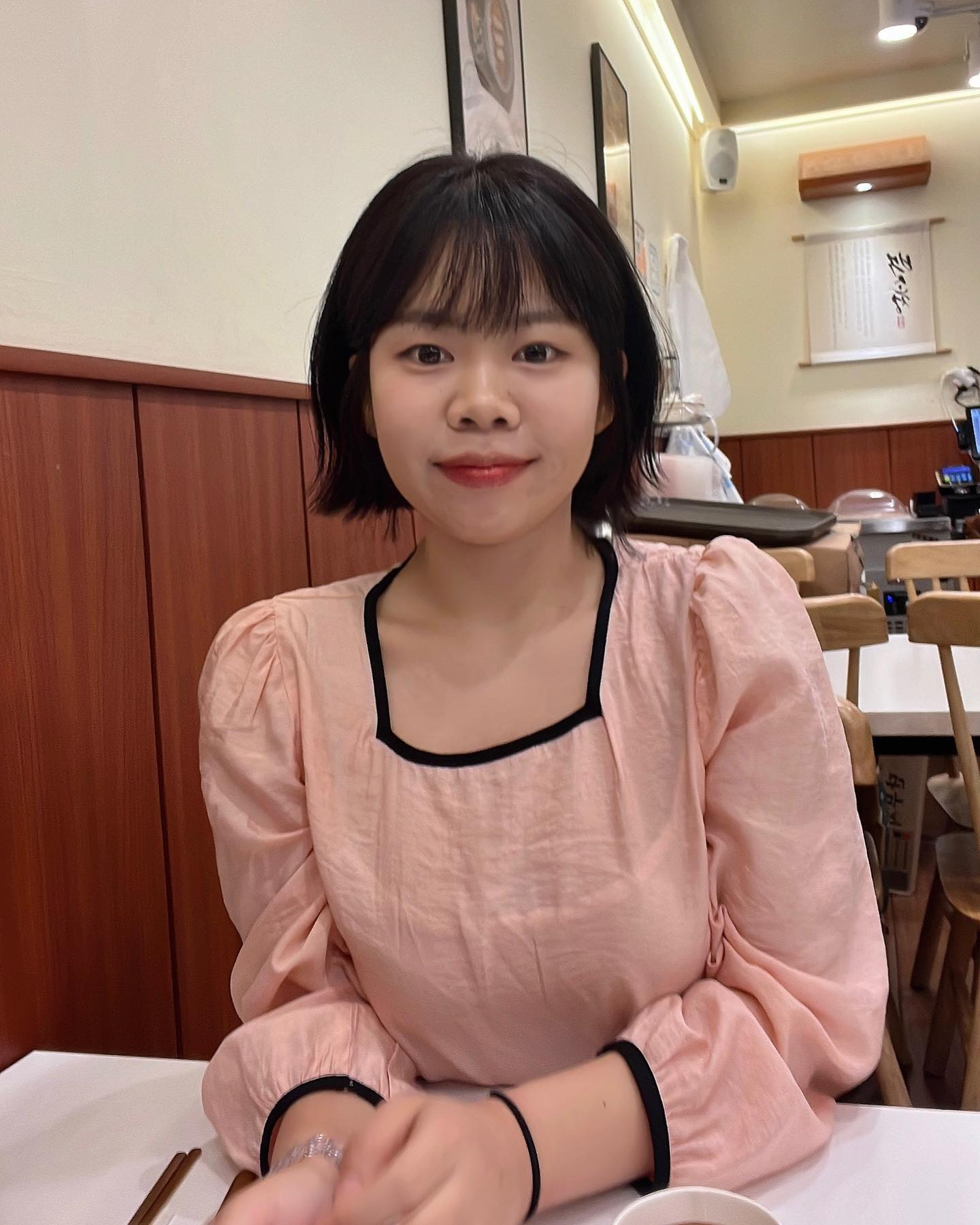 삼년만에 💇🏻‍♀️ ✨
.
머리자르는거 보고싶다고 두시간 반동안 기다려준
taekmin95 .... 고마워.,., 🥹🫶